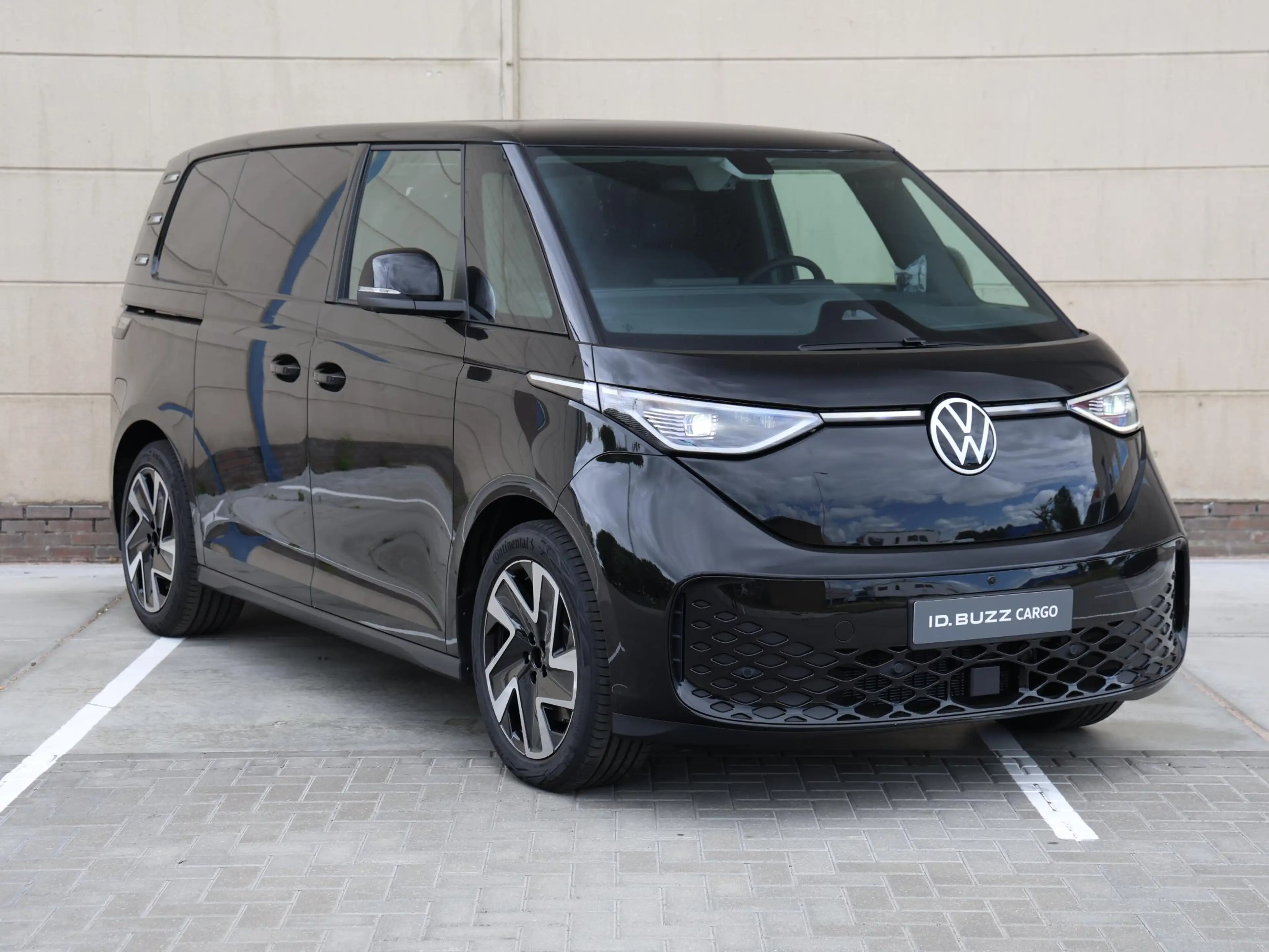 Volkswagen ID. Buzz Cargo Bulli Limited Edition Elektromotor 286PK 79 kWh | — photo 3