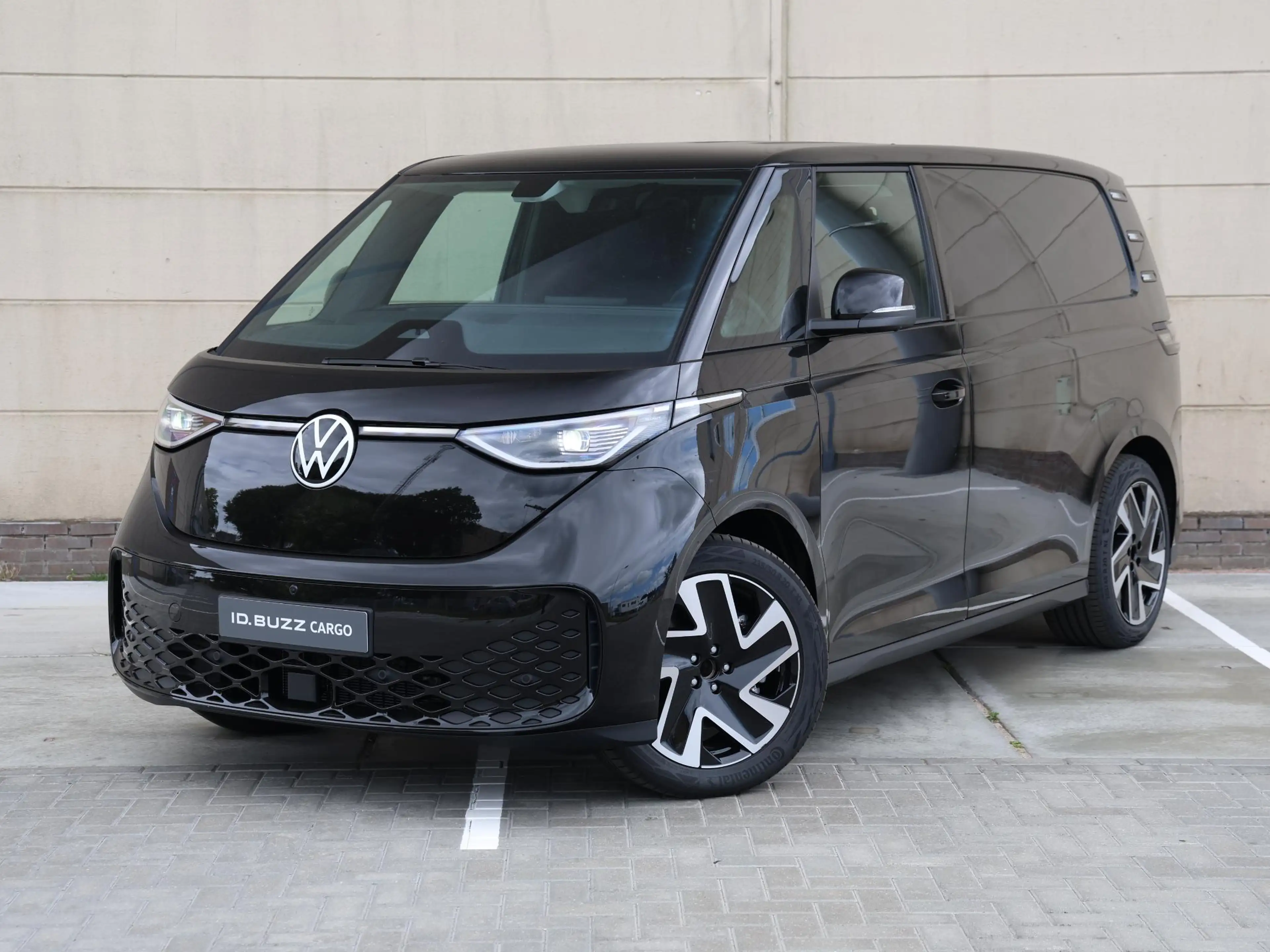 Volkswagen ID. Buzz Cargo Bulli Limited Edition Elektromotor 286PK 79 kWh | — photo 9