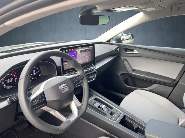 Seat Leon view 9