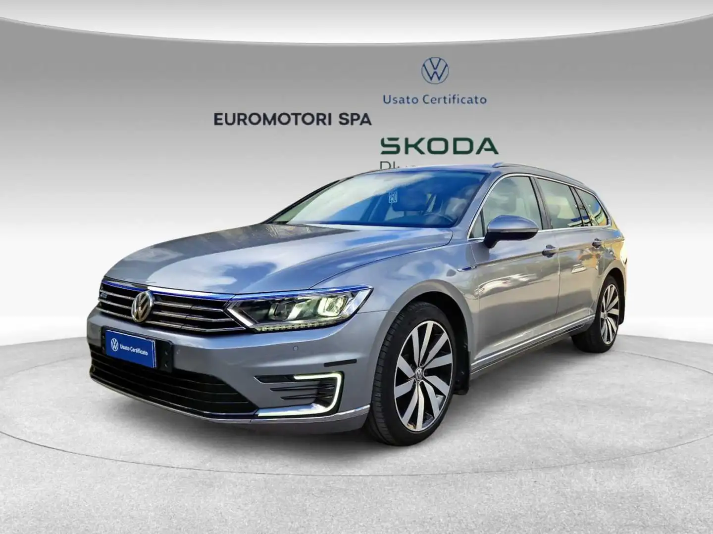 Volkswagen Passat Variant 8ª serie Variant 1.4 GTE DSG Plug-In-Hybrid Grigio - 1