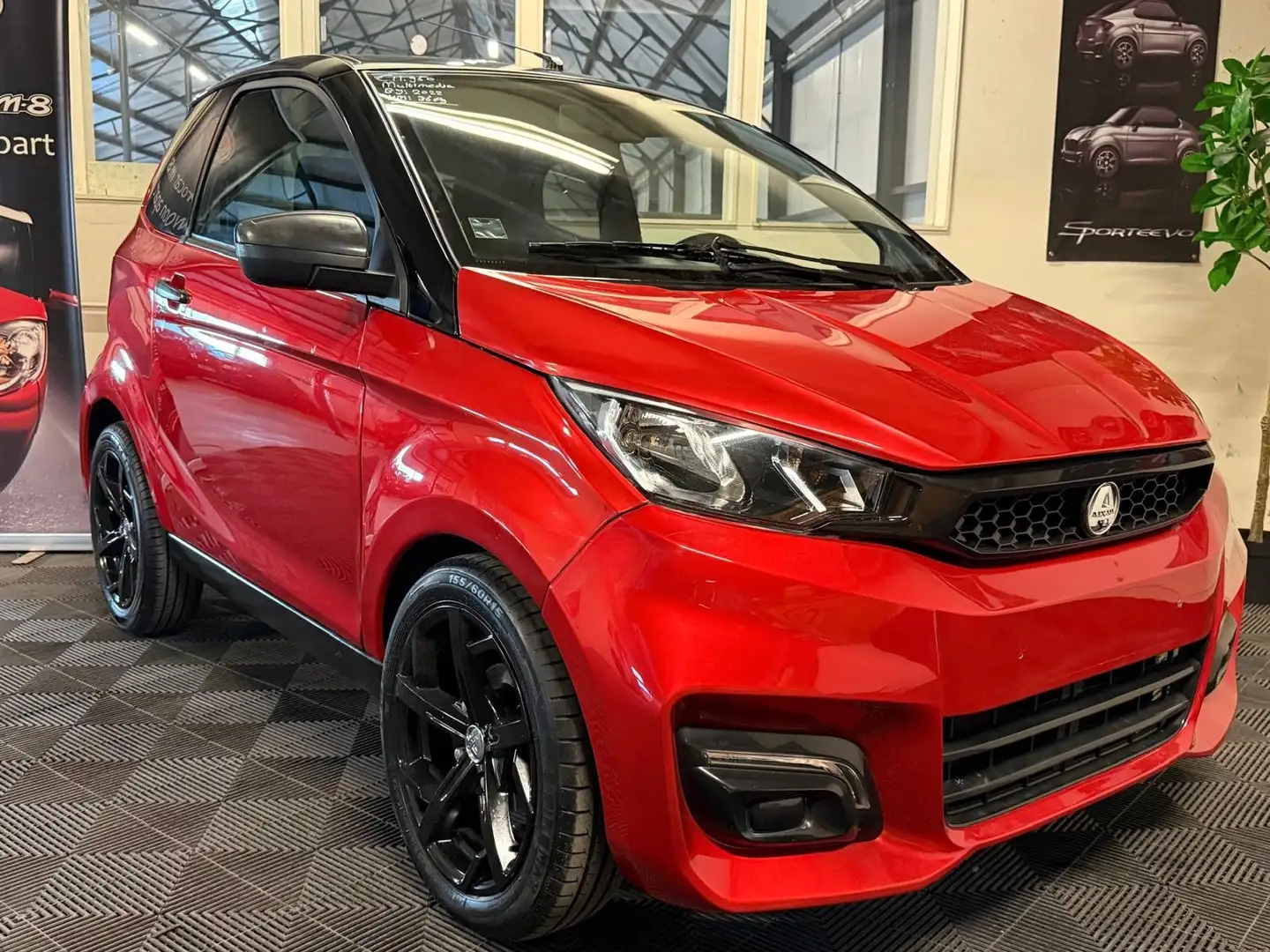 Aixam City PREMIUM SPORT 8 PS Mopedauto Microcar 45 KM Rot - 2