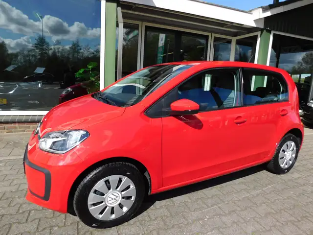 Volkswagen up! 1.0 65PK MOVE UP! All-in Prijs! 1 jaar garantie!