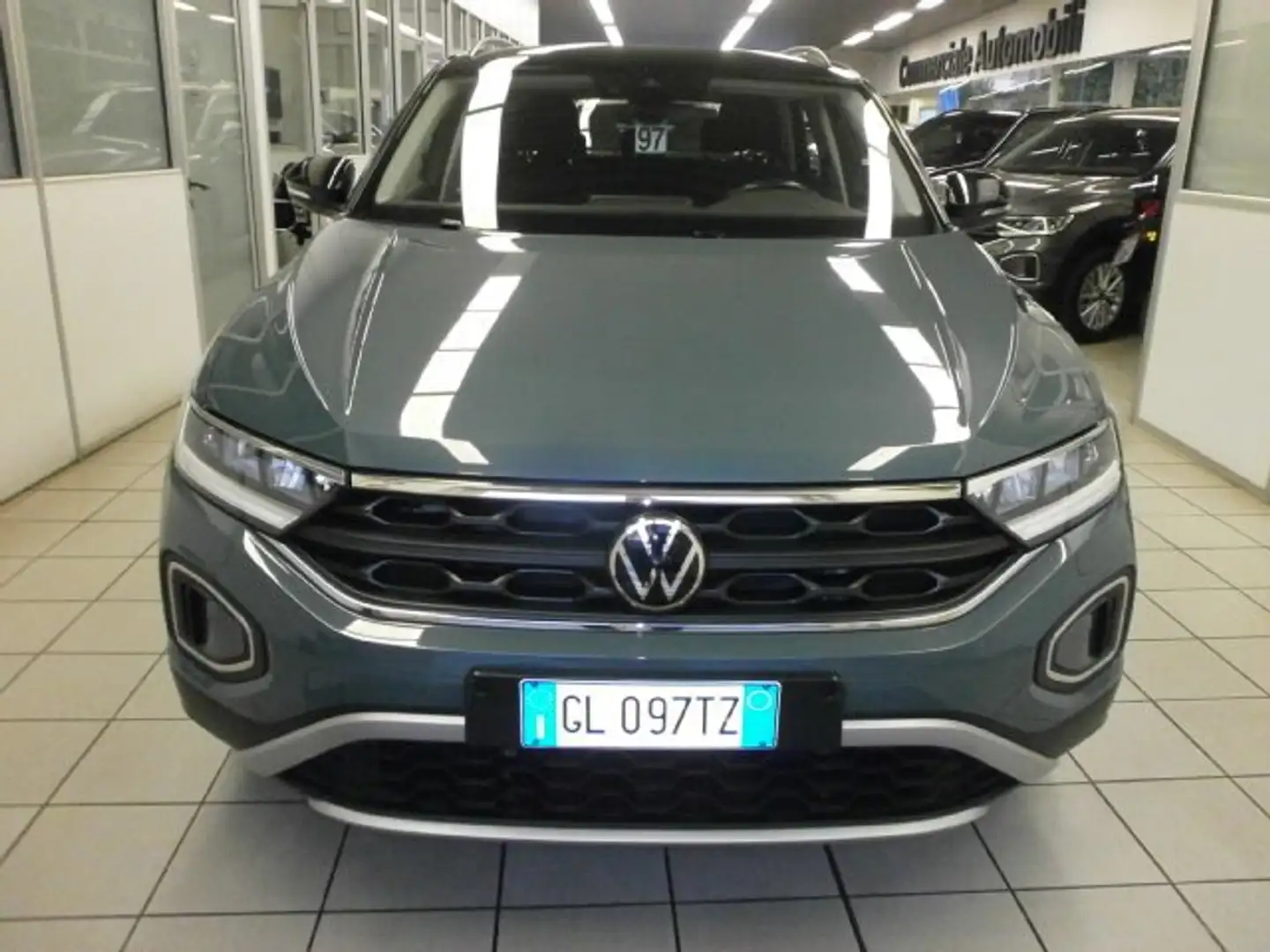 Volkswagen T-Roc T-Roc I 2022 1.0 tsi Life 110cv Verde - 2