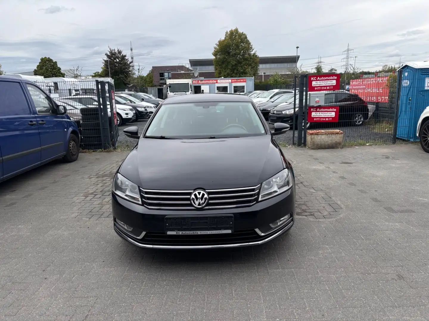 Volkswagen Passat Lim. Comfortline BlueMotion*75TKM*TÜV NEU Noir - 2