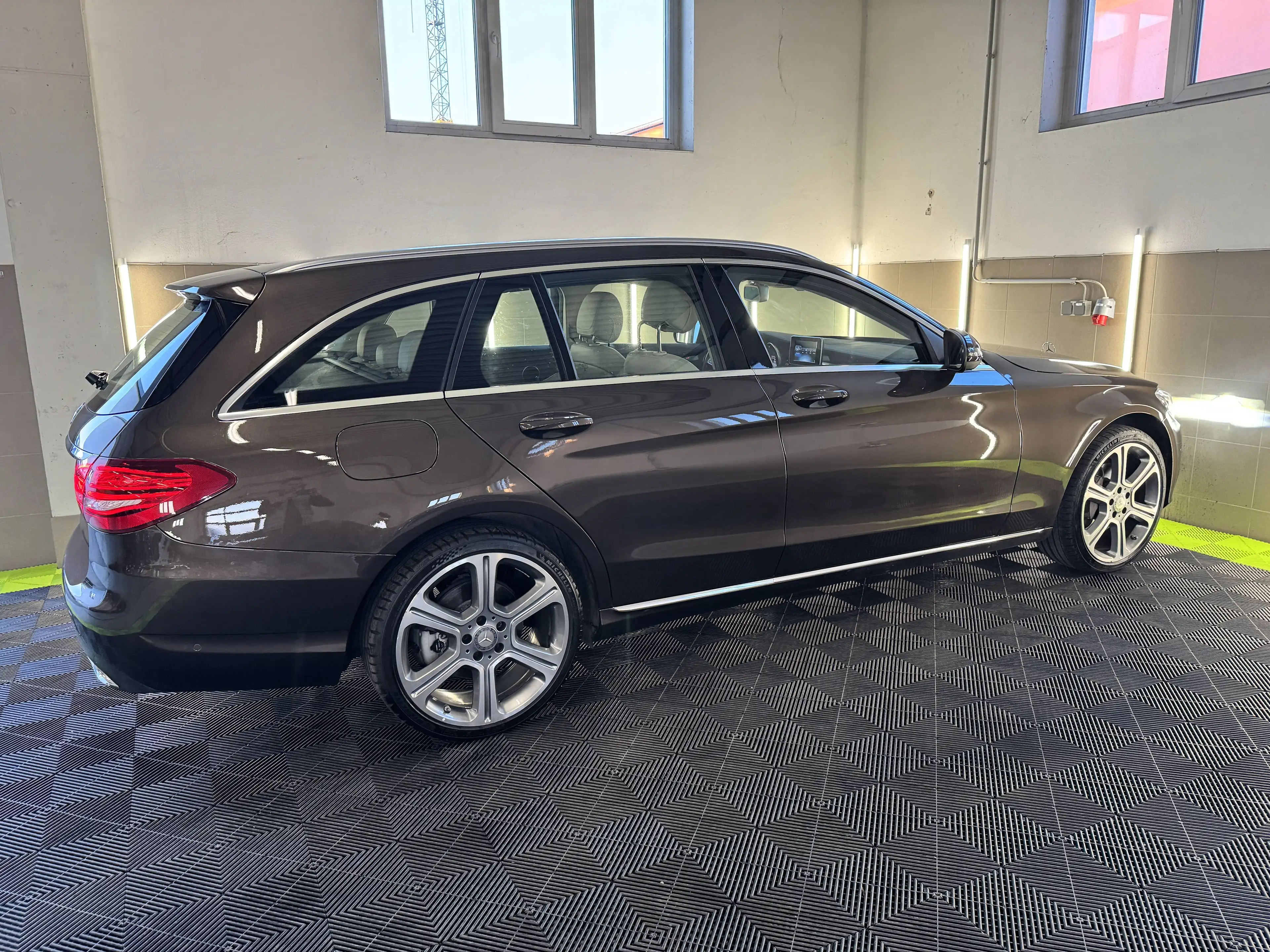 Mercedes-Benz C 250 C 250d T Aut. Exklusive Ambiente/Led/Leder/SHZ/PDC — photo 7