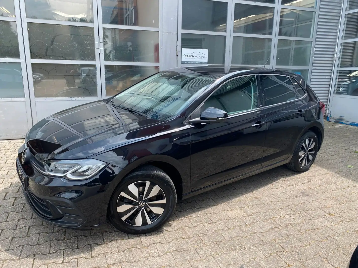 Volkswagen Polo VI Move/Navi/PDC/SHZ/1.0TSI Negro - 2