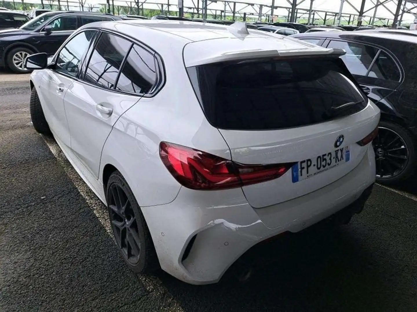 BMW 118 SERIE 1 F40 (05/2019)  150 ch BVA8 M Sport Blanc - 2