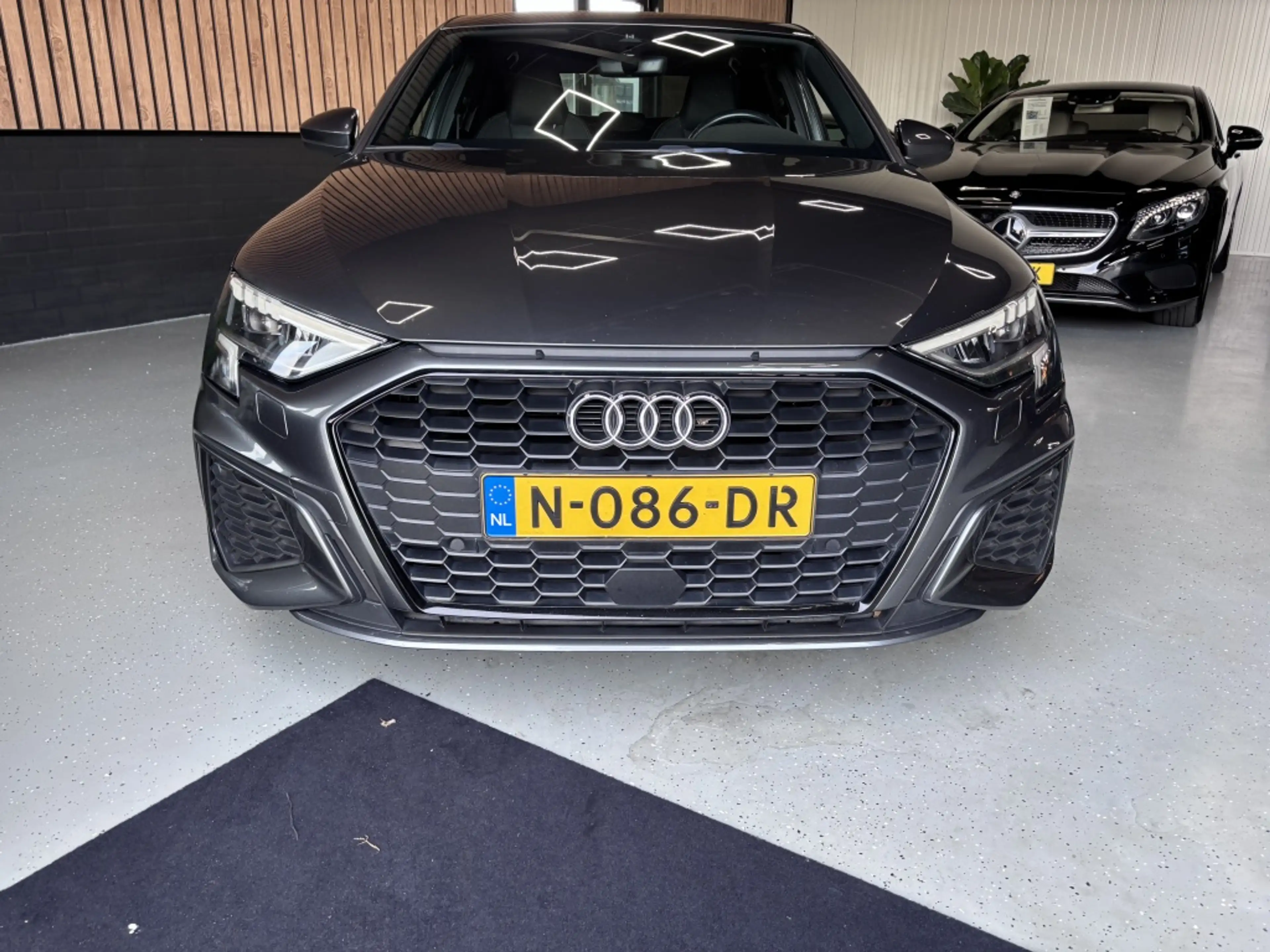 Audi A3 Limousine 30 TFSI S edition — photo 6