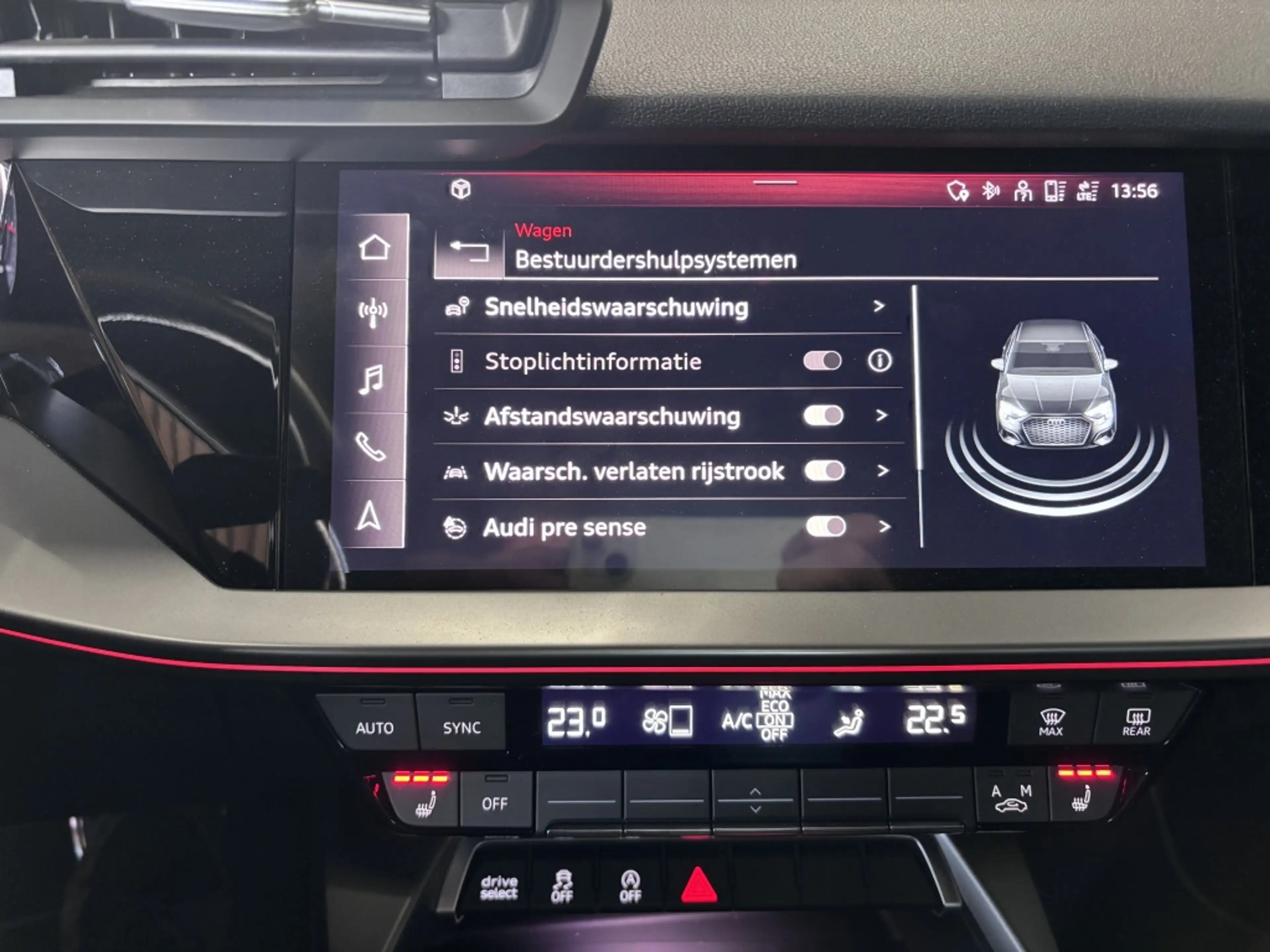 Audi A3 Limousine 30 TFSI S edition — photo 28