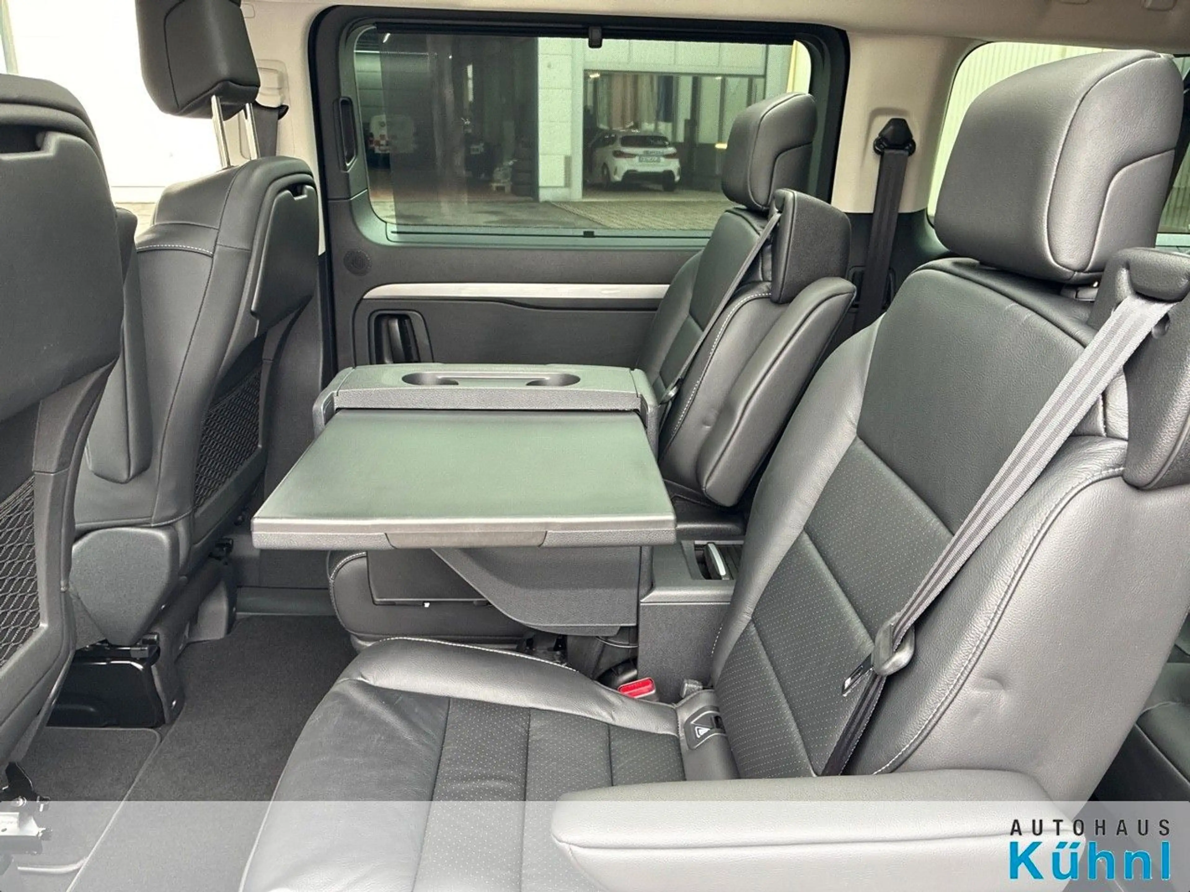 Peugeot Traveller Allure L3 Diesel 180 EAT8 — photo 8