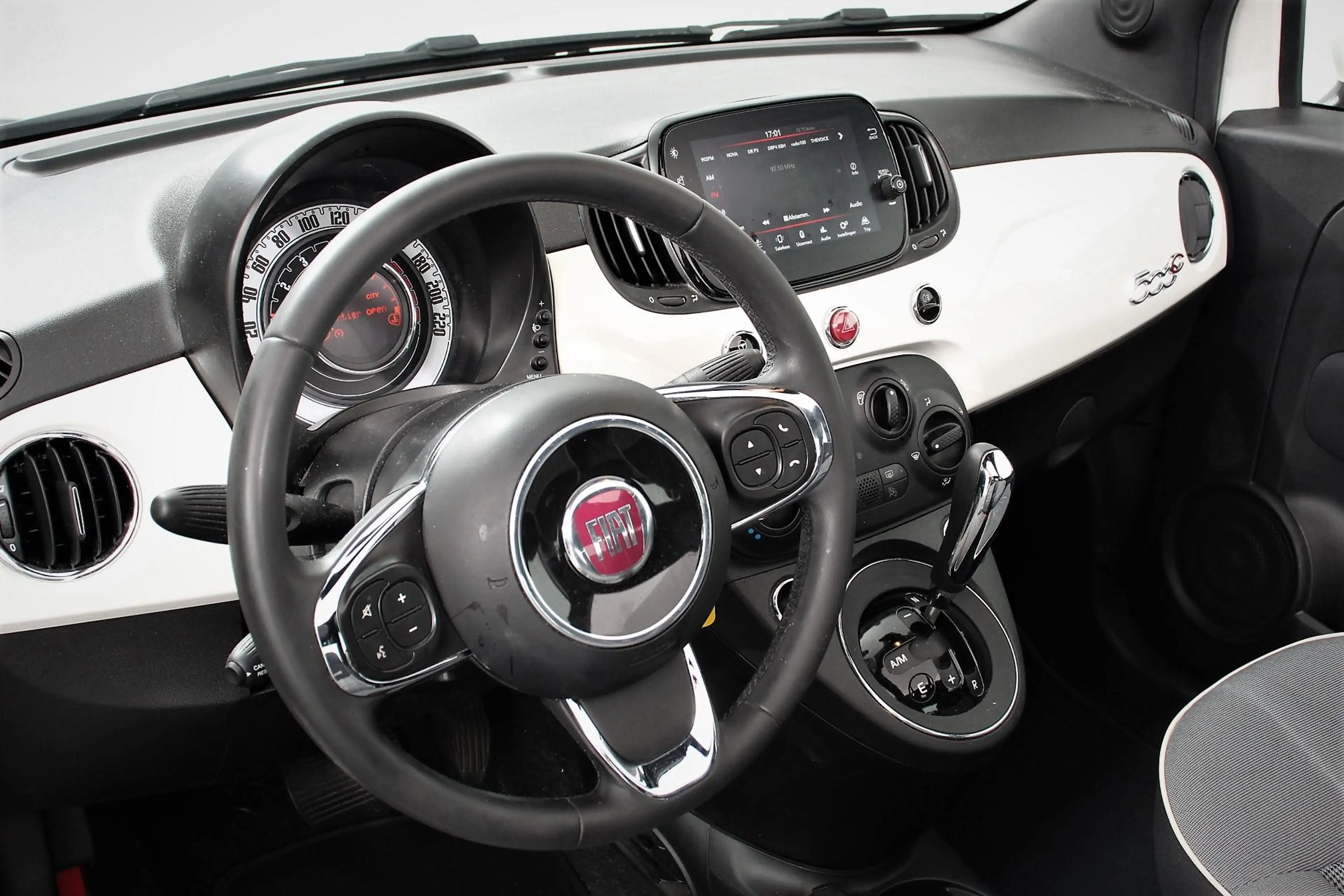 Fiat 500C 1.2 Automaat Lounge Cruise Control Navigatie Airco — photo 16