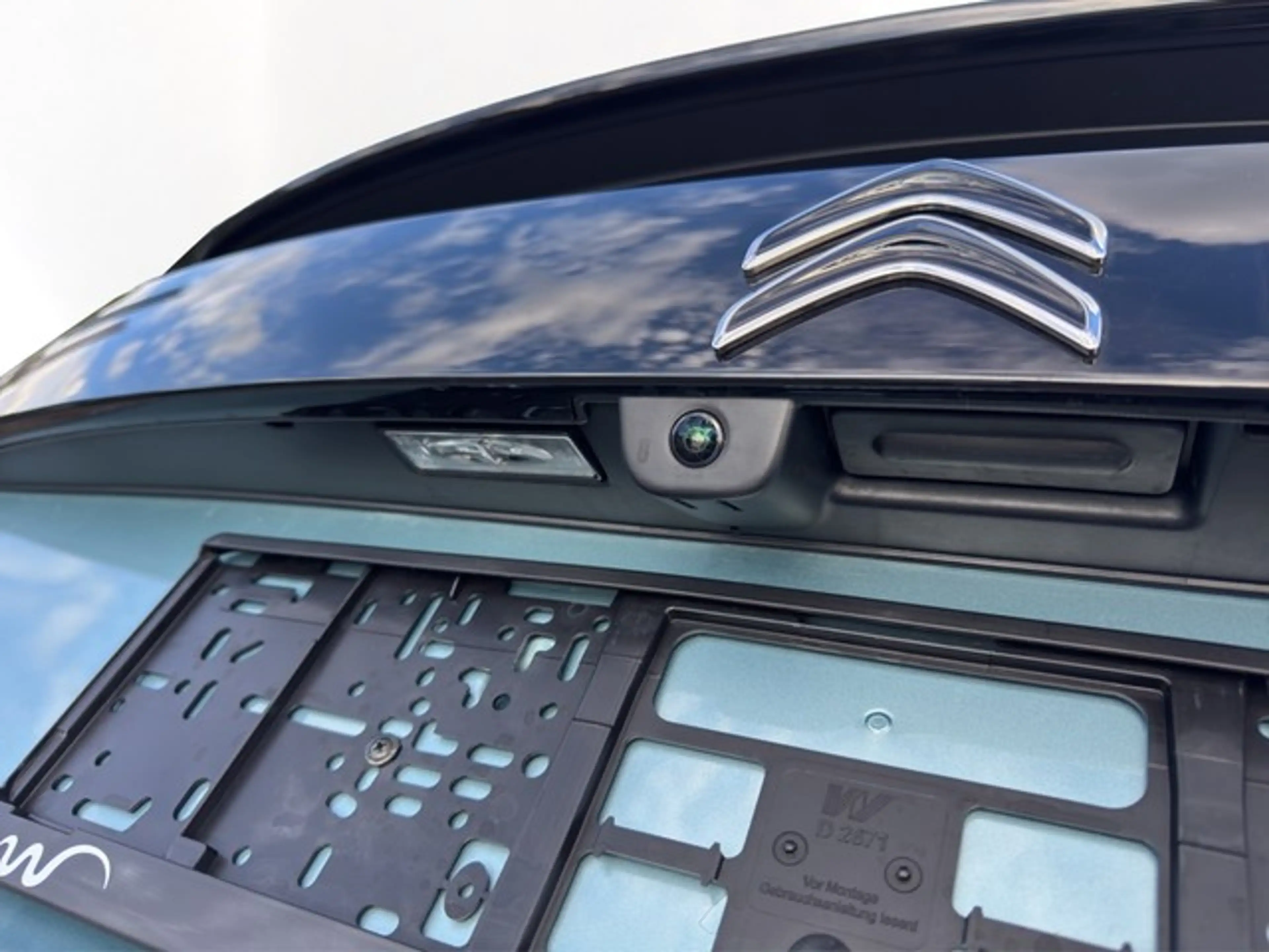Citroen C4 PureTech 130 S&S Shine Navi+LED+HUD+CAM+PDC v/h+ — photo 15