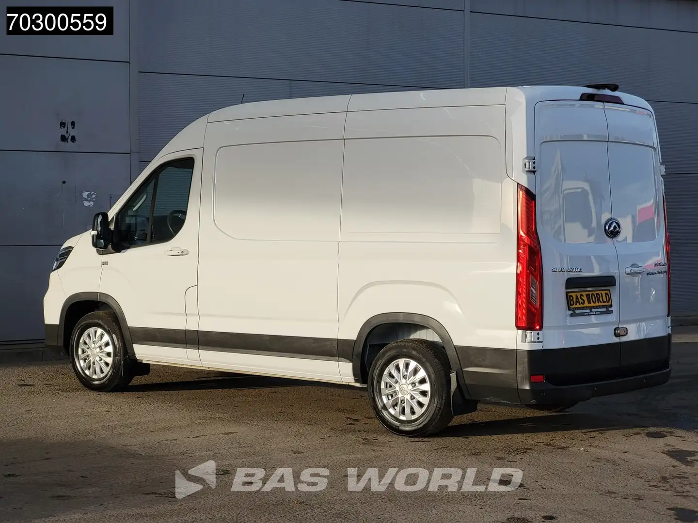 Maxus eDeliver 9 Elektrisch 280km WLTP 72kWh L2H2 204pk Airco Cruis Wit - 2