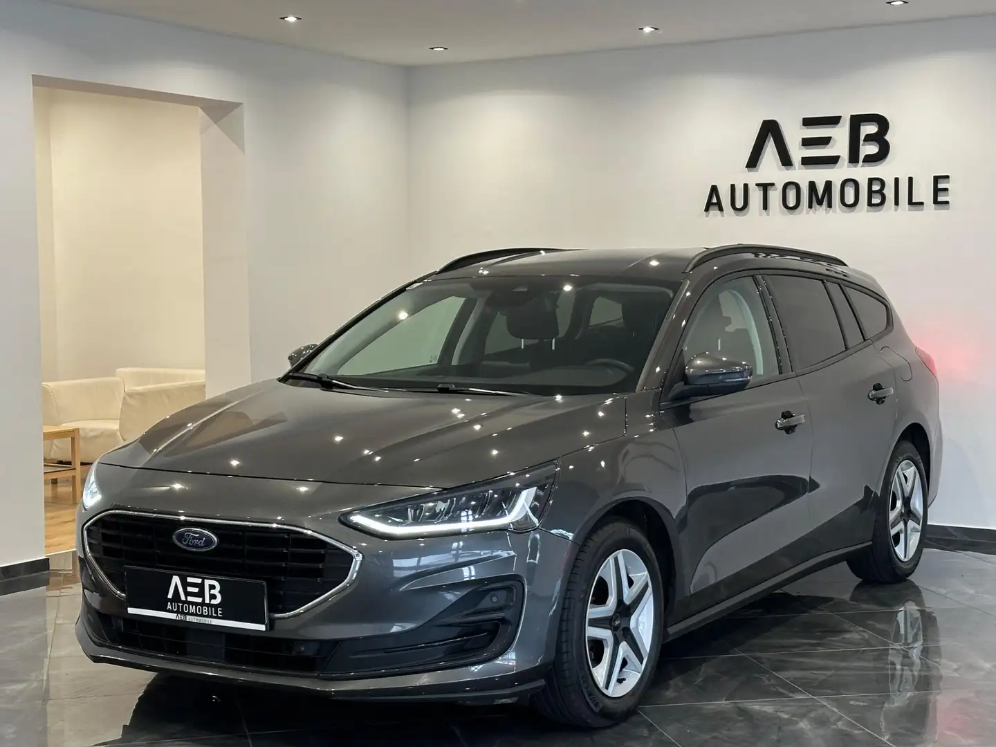 Ford Focus 1.5 EcoBlue Cool&Connect**AMBIENTE**SHA**RFK**UVM Silber - 1