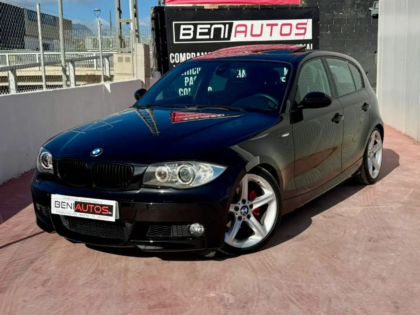 BMW 118 118i Negro - 1