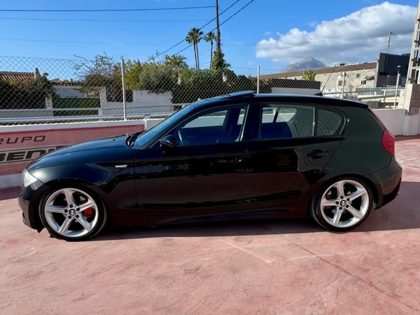 BMW 118 118i Negro - 2