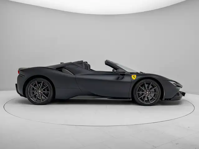 Ferrari SF90 Stradale view 4