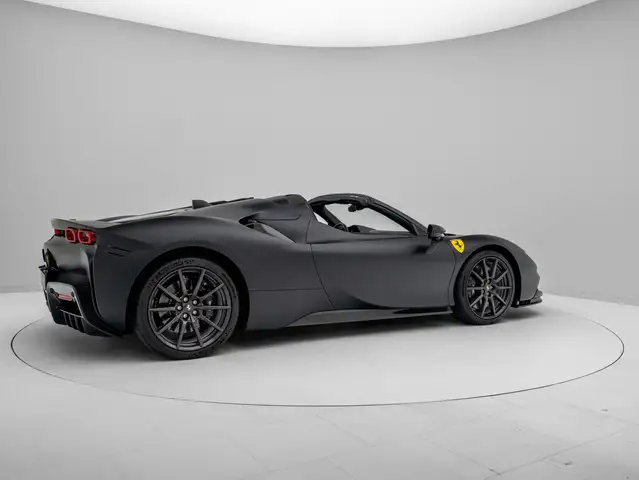 Ferrari SF90 Stradale view 5