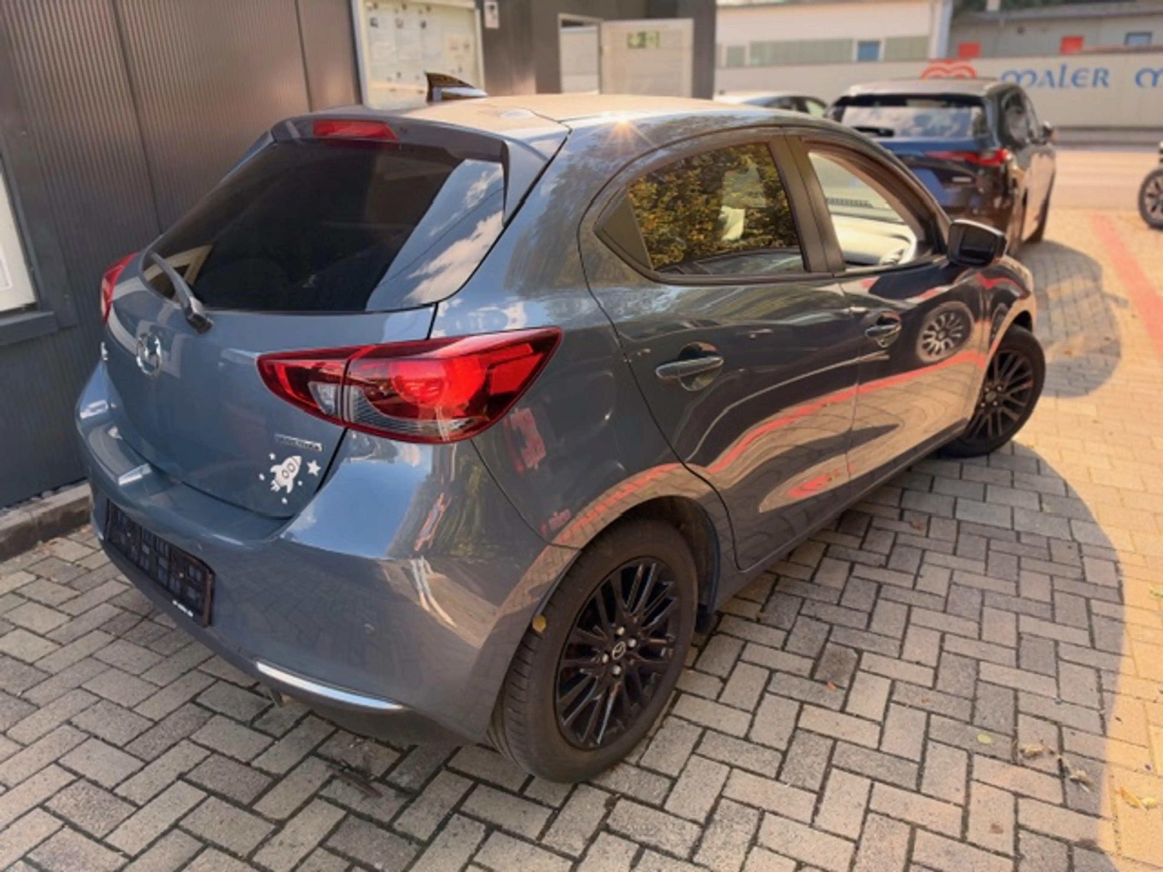 Mazda 2 SKYACTIV-G 90 — photo 4
