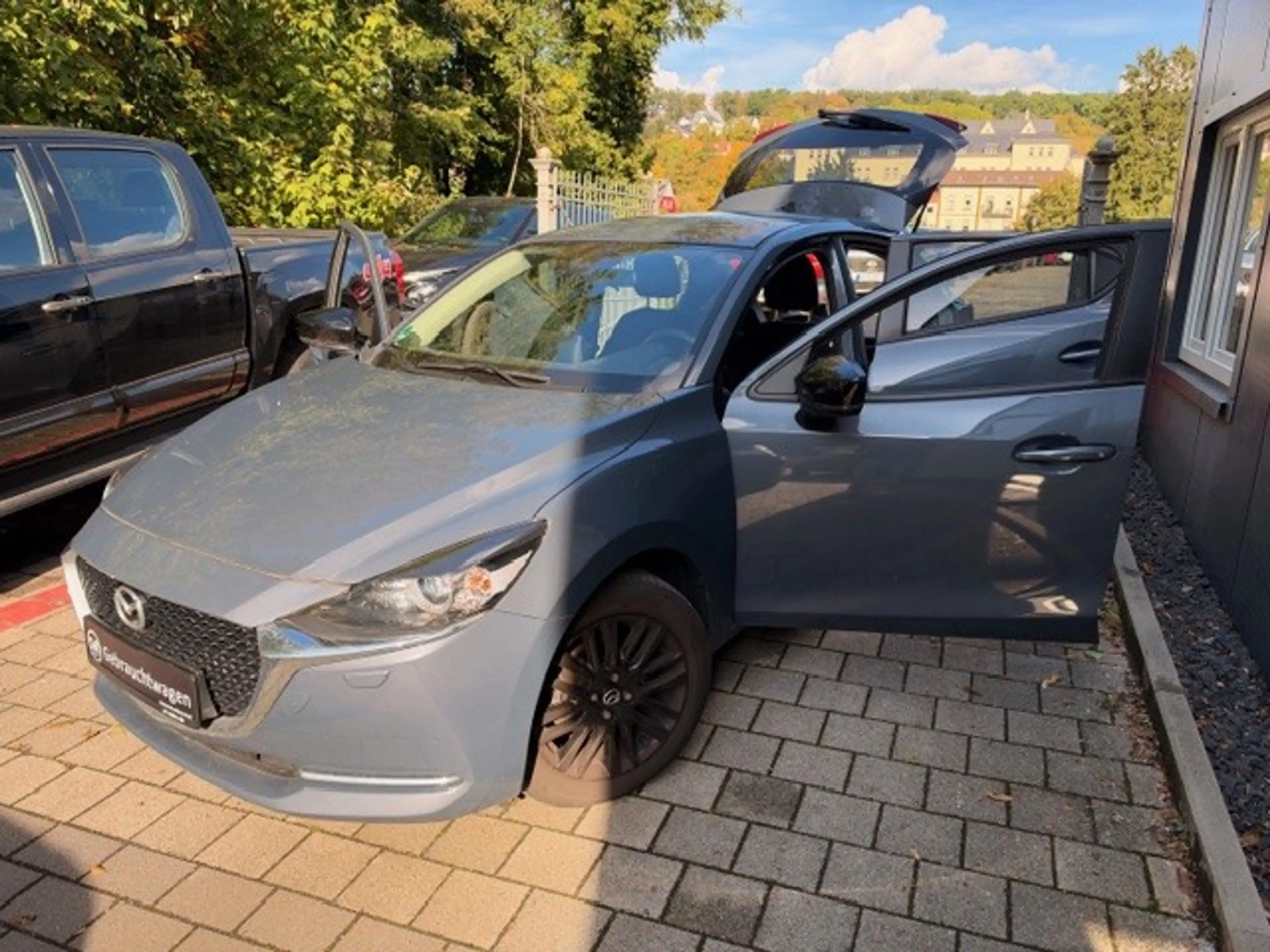 Mazda 2 SKYACTIV-G 90 — photo 3