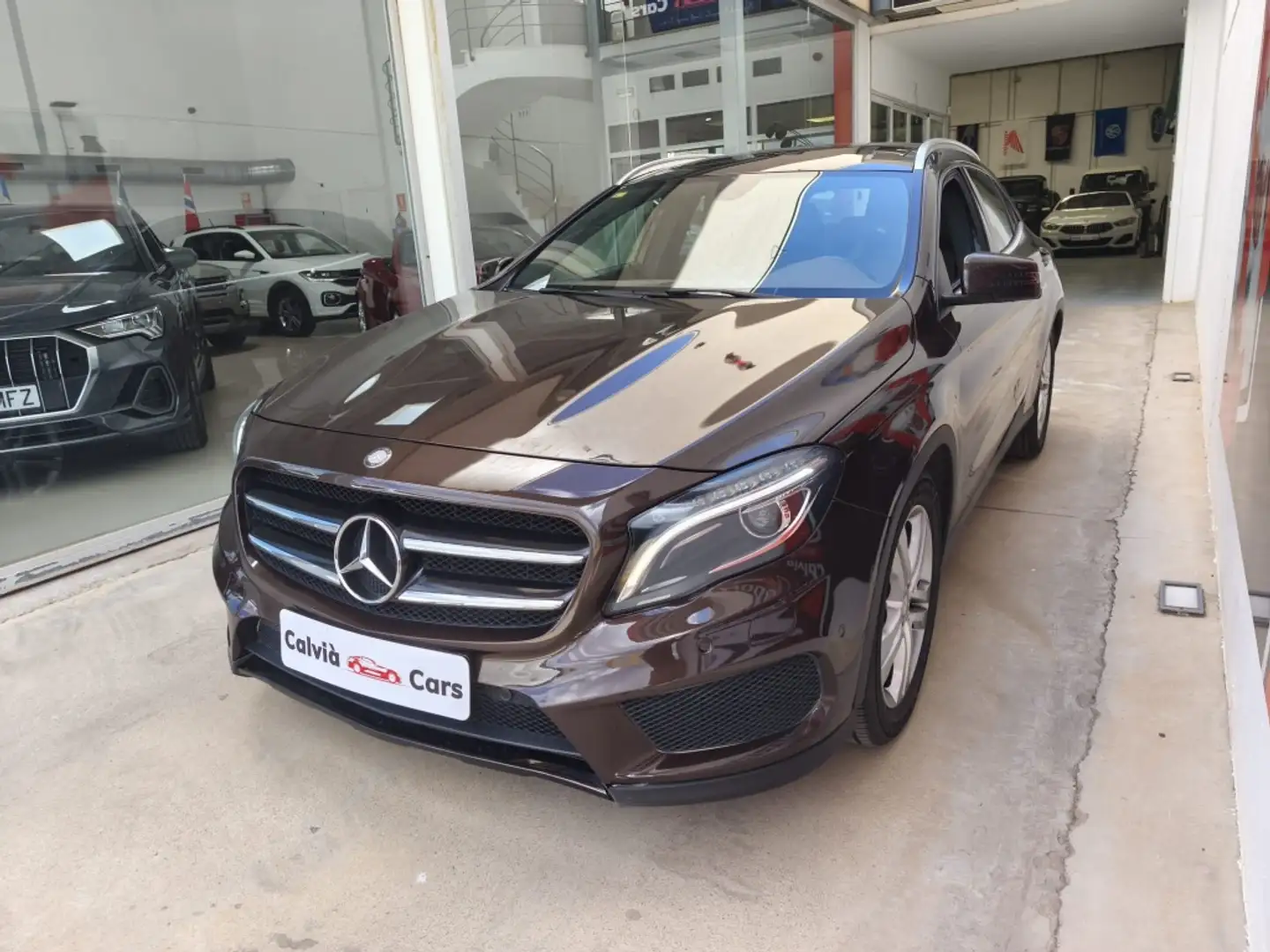 Mercedes-Benz GLA 250 Edition 1 4Matic 7G-DCT Marrón - 2