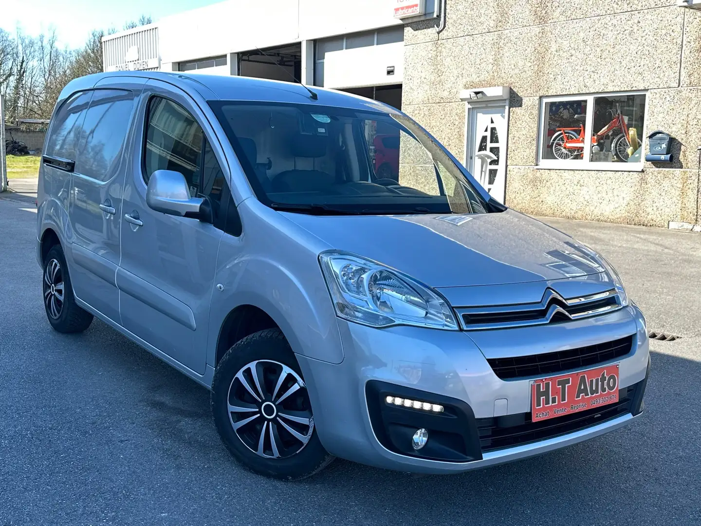 Citroen Berlingo 1.6 BlueHDi/Etat neuf/3 places/Airco/83.000Kms! - 2