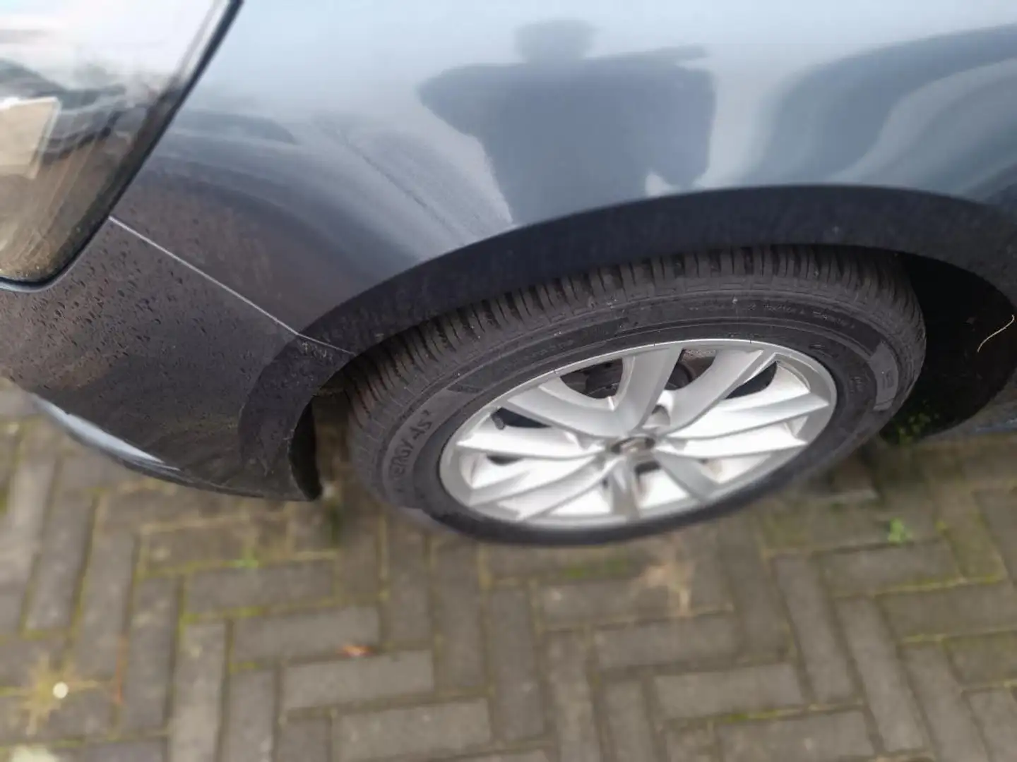 Renault Megane Estate 1.5 dCi Eco2 Limited Grijs - 2