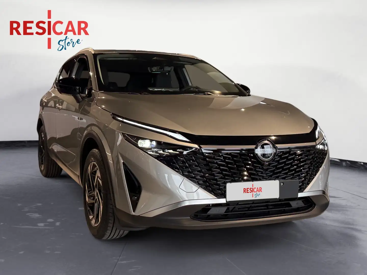 Nissan Qashqai 1.3 Mild Hybrid N-Connecta Gris - 1