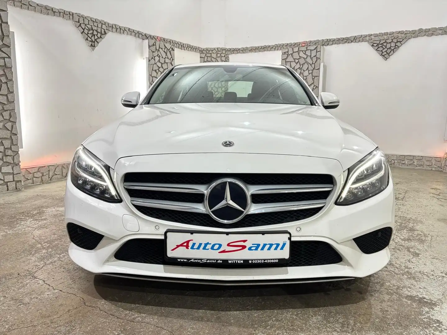 Mercedes-Benz C 200 d Auto. NAVI KLIMA EINPARKHILFE DIGI TACHO Weiß - 2