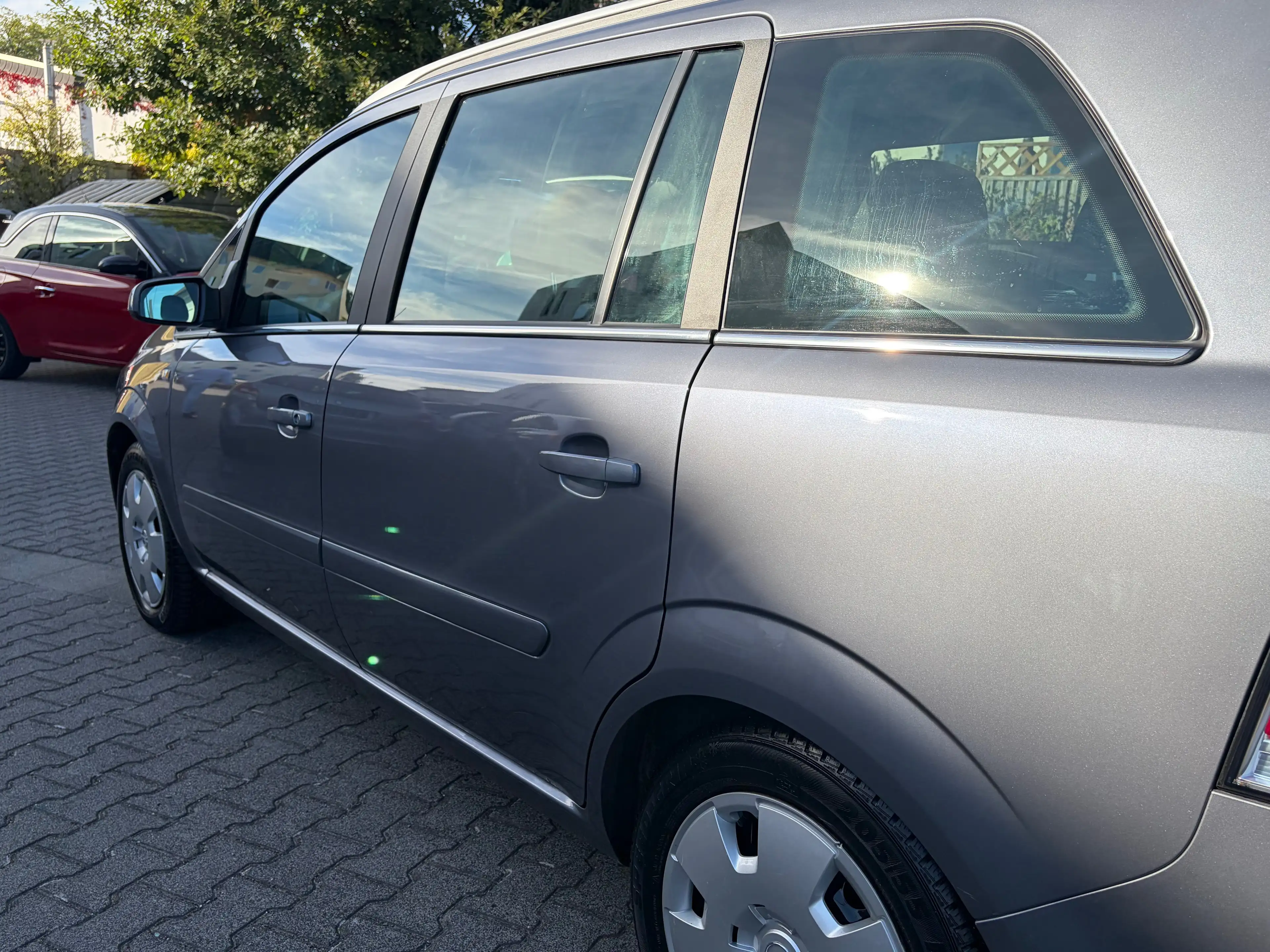 Opel Zafira Automatik*7.Sitze*1.Hand*Navi*AHK*BT*PDC*Temp.* — photo 6