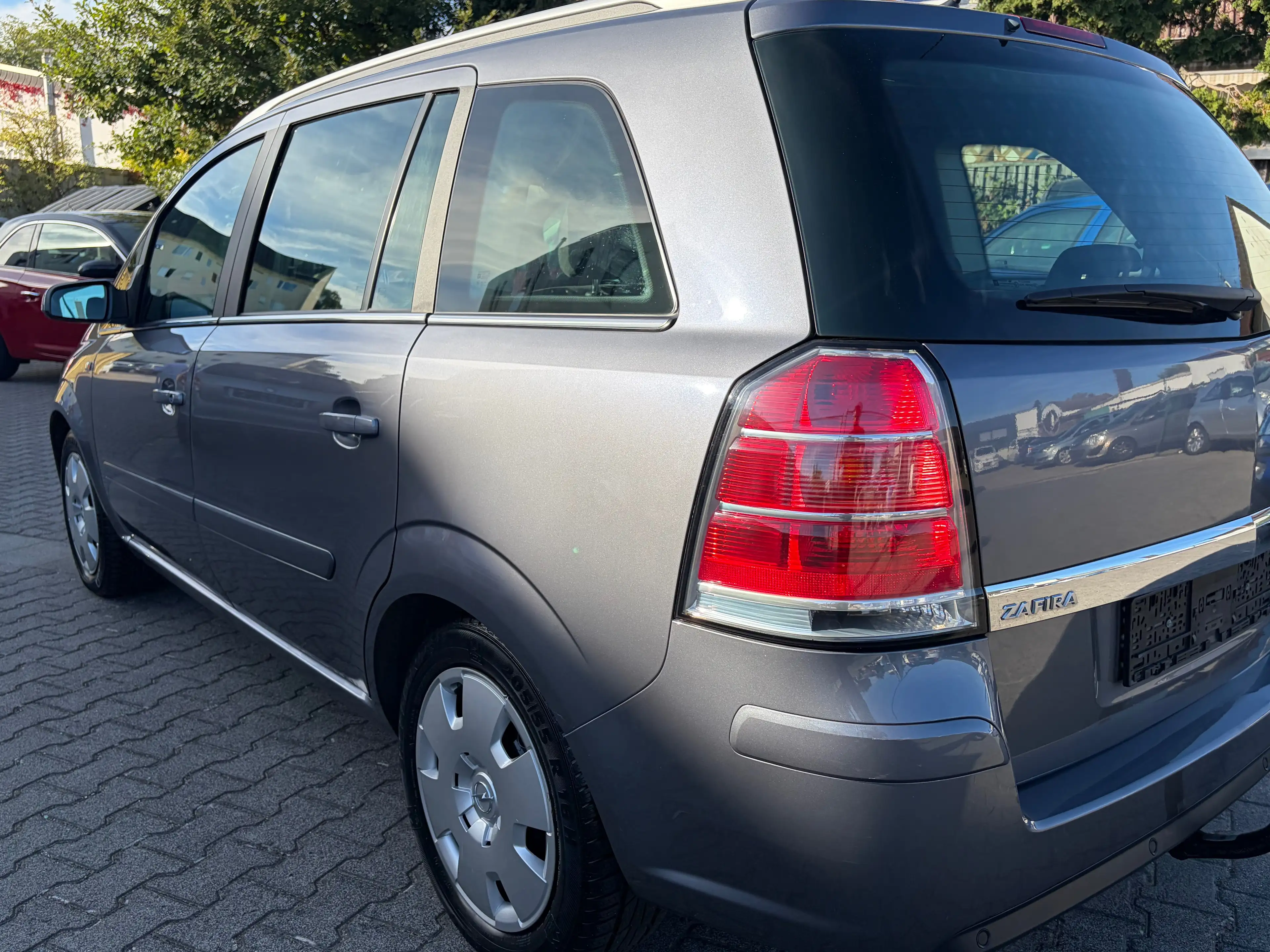 Opel Zafira Automatik*7.Sitze*1.Hand*Navi*AHK*BT*PDC*Temp.* — photo 7