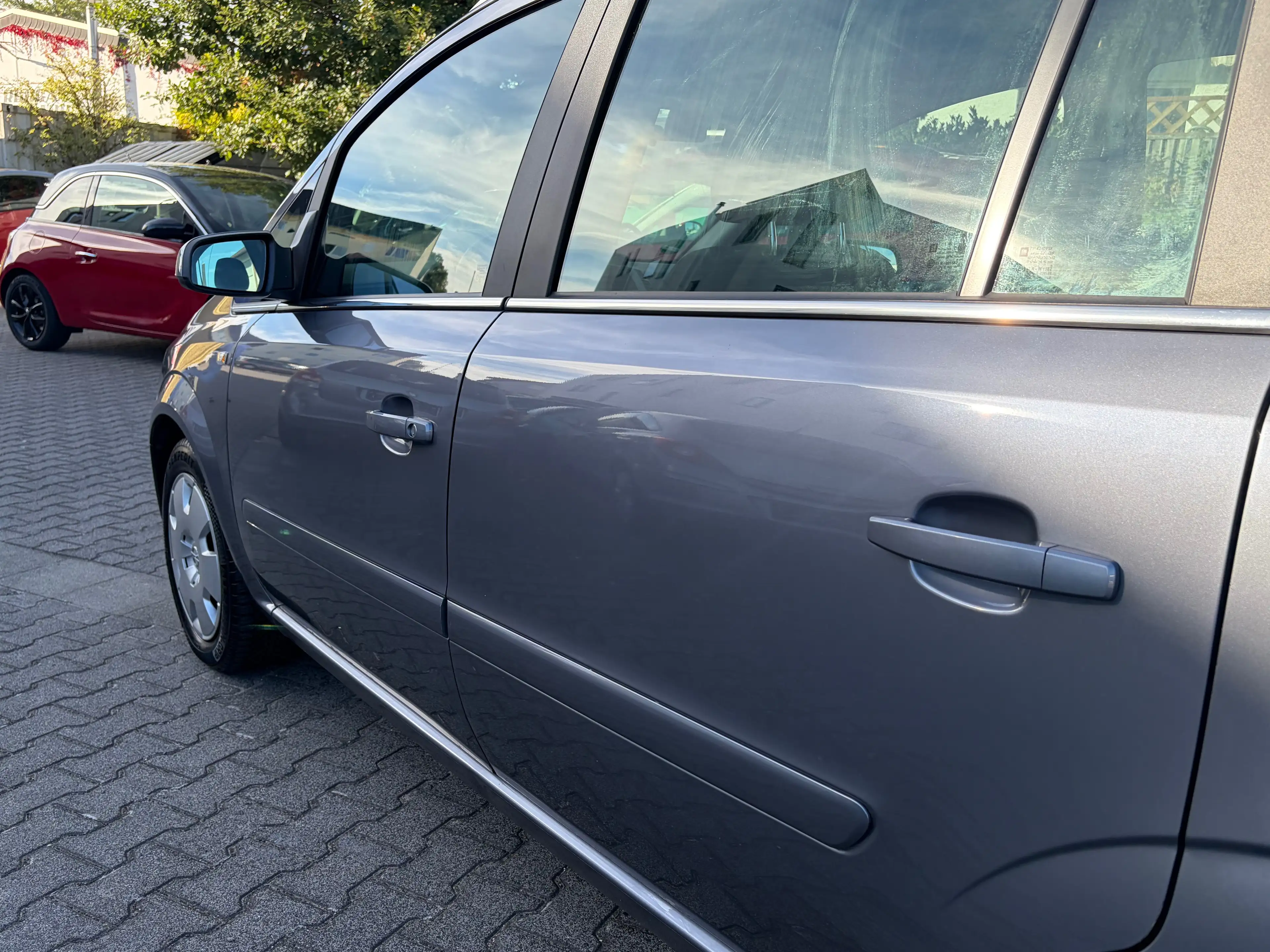 Opel Zafira Automatik*7.Sitze*1.Hand*Navi*AHK*BT*PDC*Temp.* — photo 5