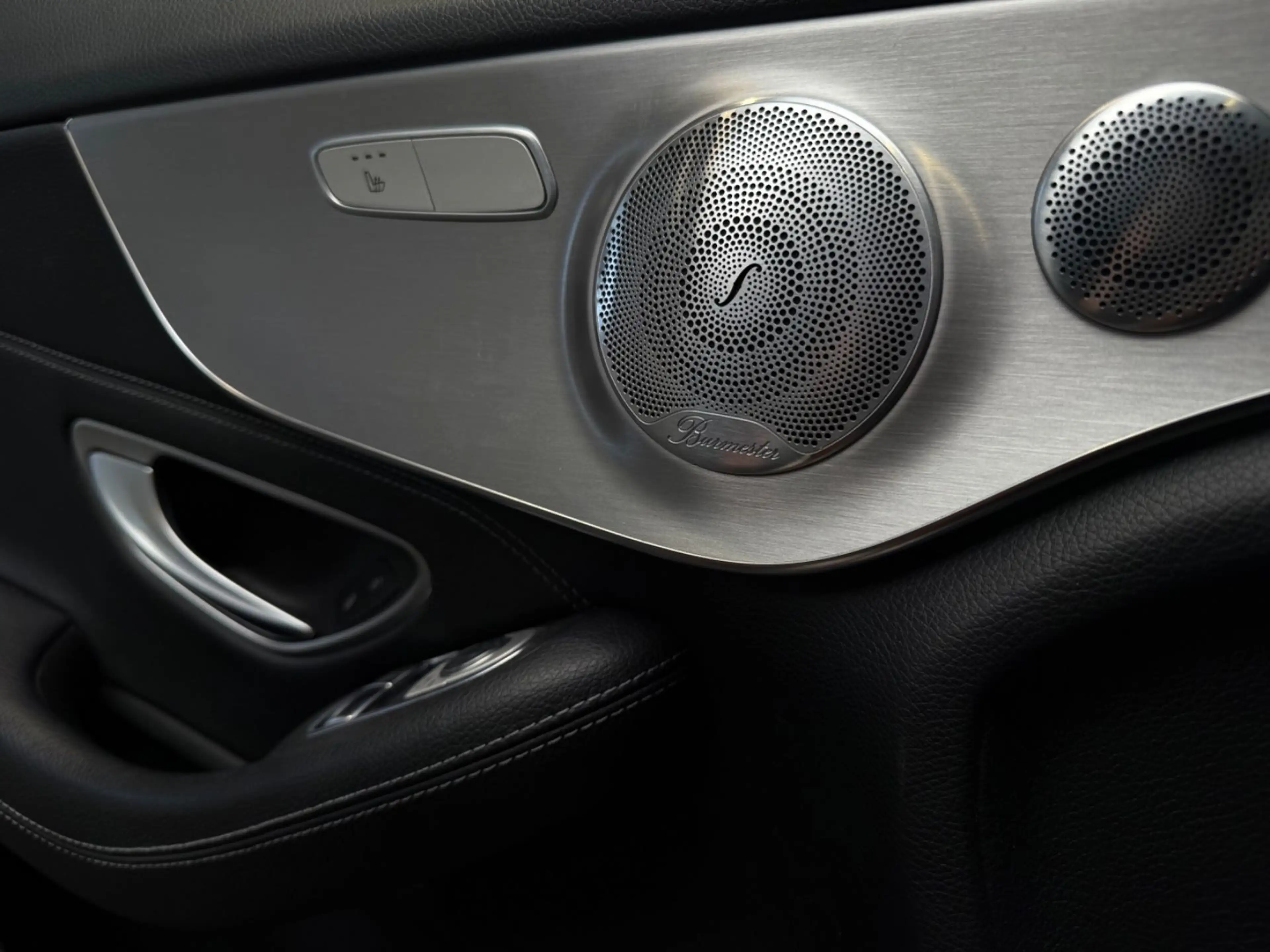 Mercedes-Benz C 400 Coupe *AMG Night Edition*LED*Burmester* — photo 15