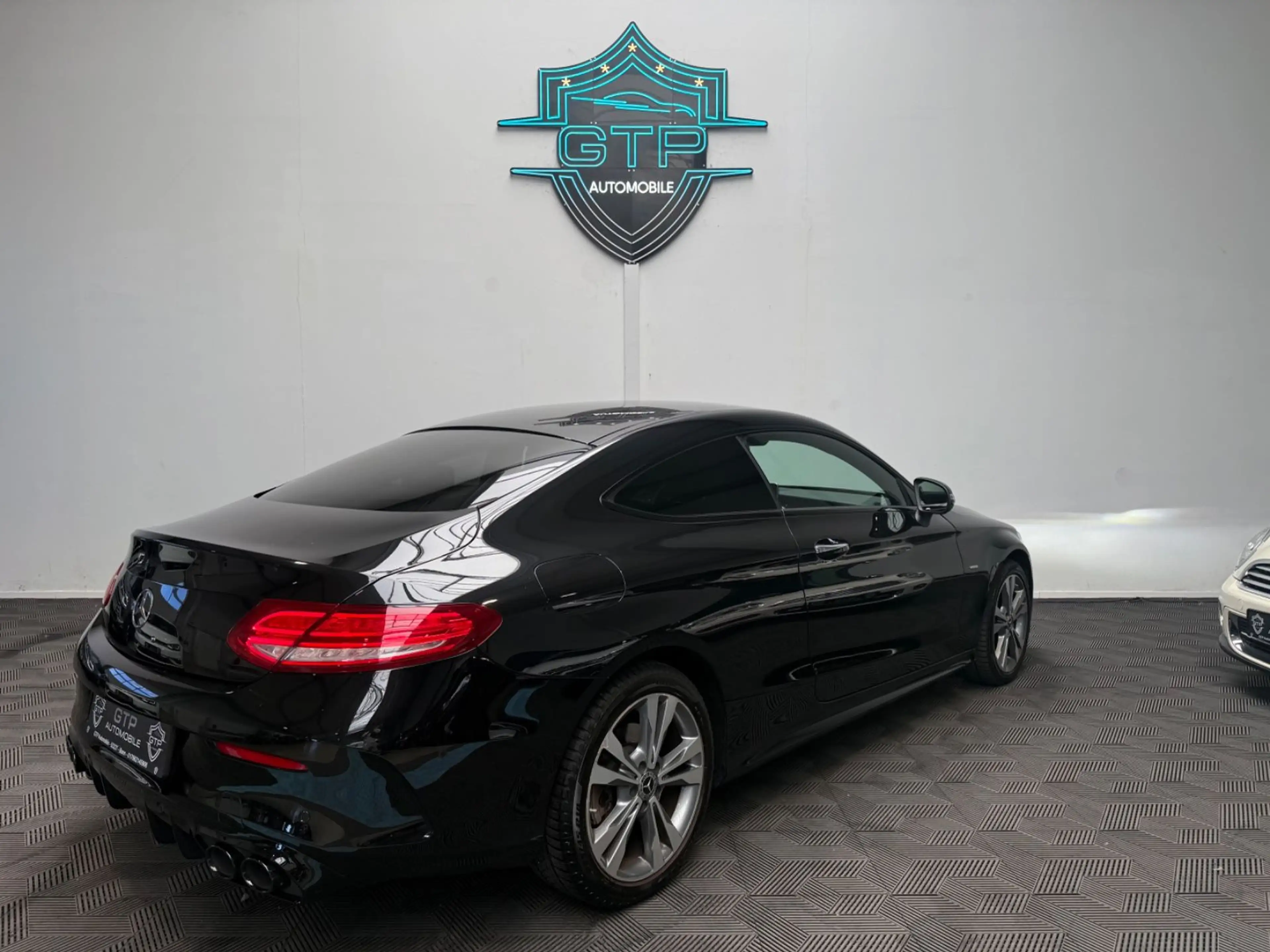 Mercedes-Benz C 400 Coupe *AMG Night Edition*LED*Burmester* — photo 8