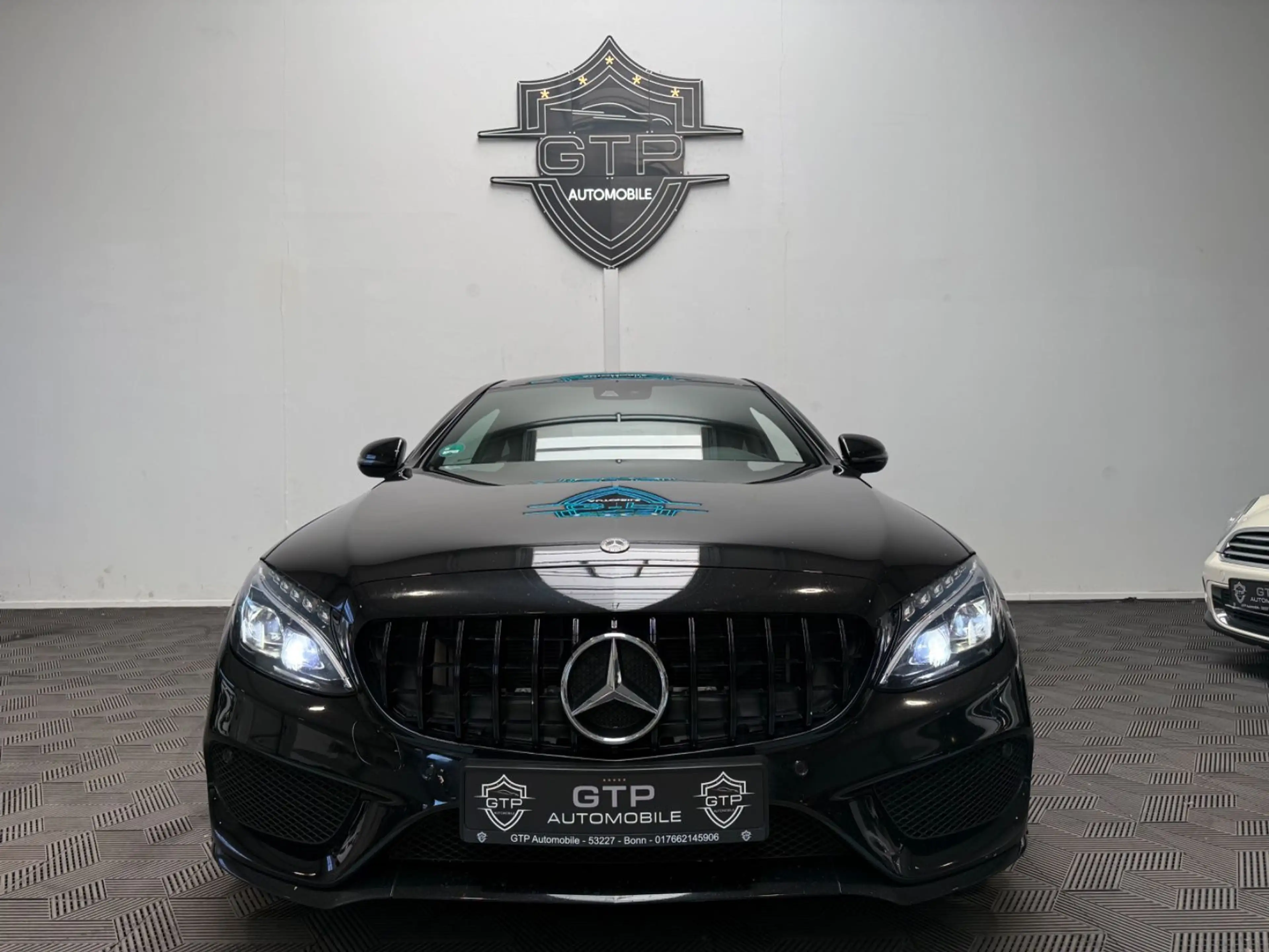 Mercedes-Benz C 400 Coupe *AMG Night Edition*LED*Burmester* — photo 2
