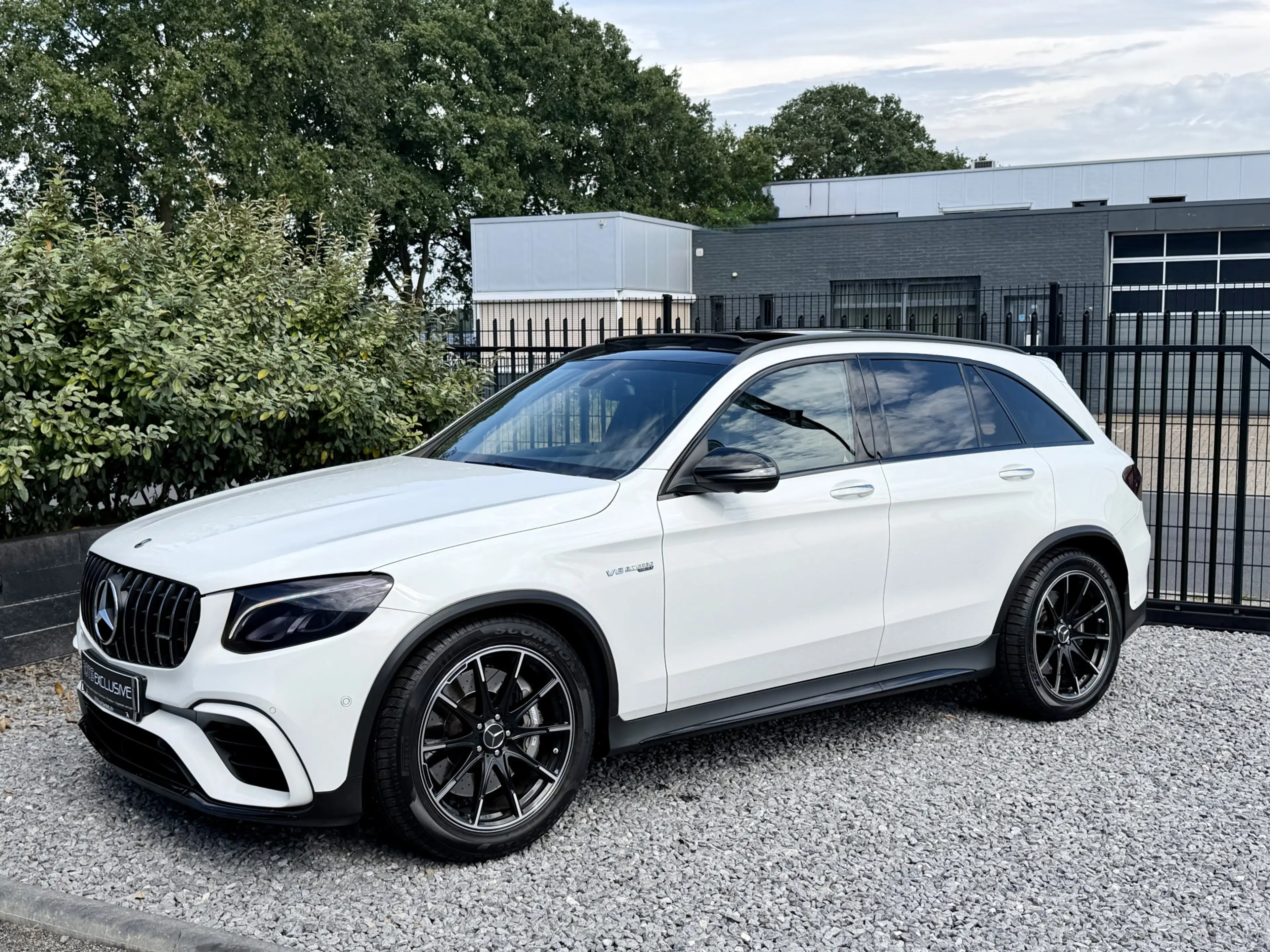 Mercedes-Benz GLC 63 AMG 4MATIC+ Pano|360Camera|Keyles|Leer Wit! — photo 6