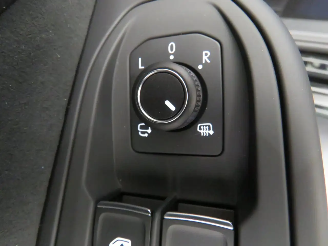 Volkswagen Golf Rabbit TSI 9