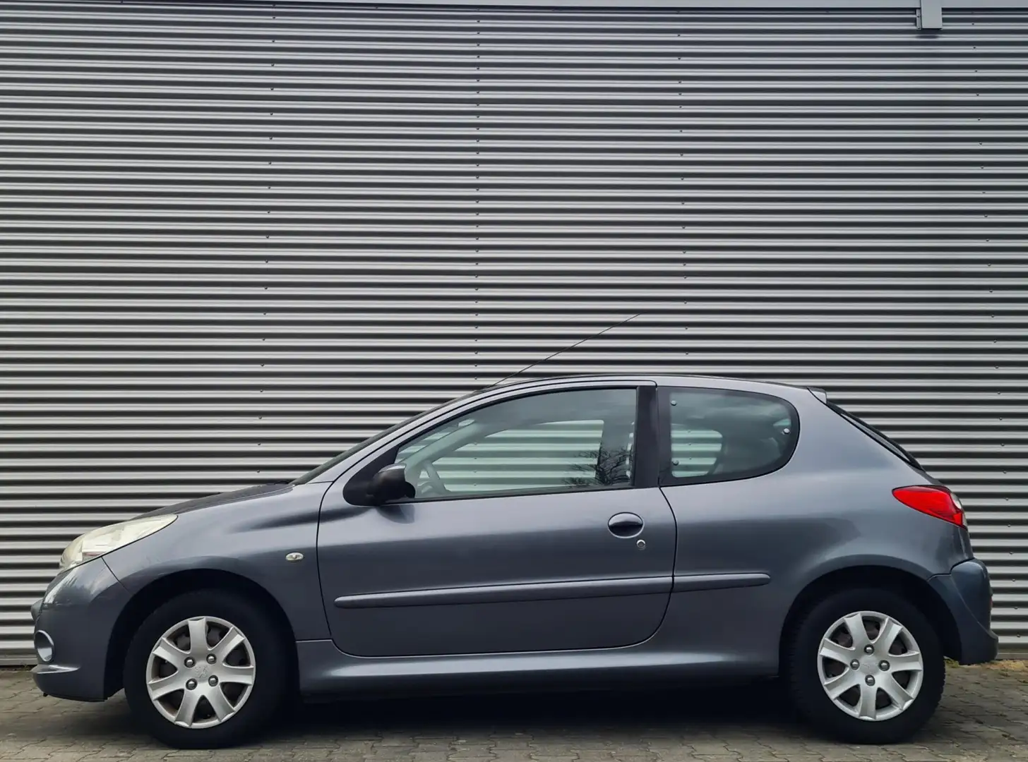 Peugeot 206 + 1.4 XS 04-2010 Grijs Metallic Gris - 2