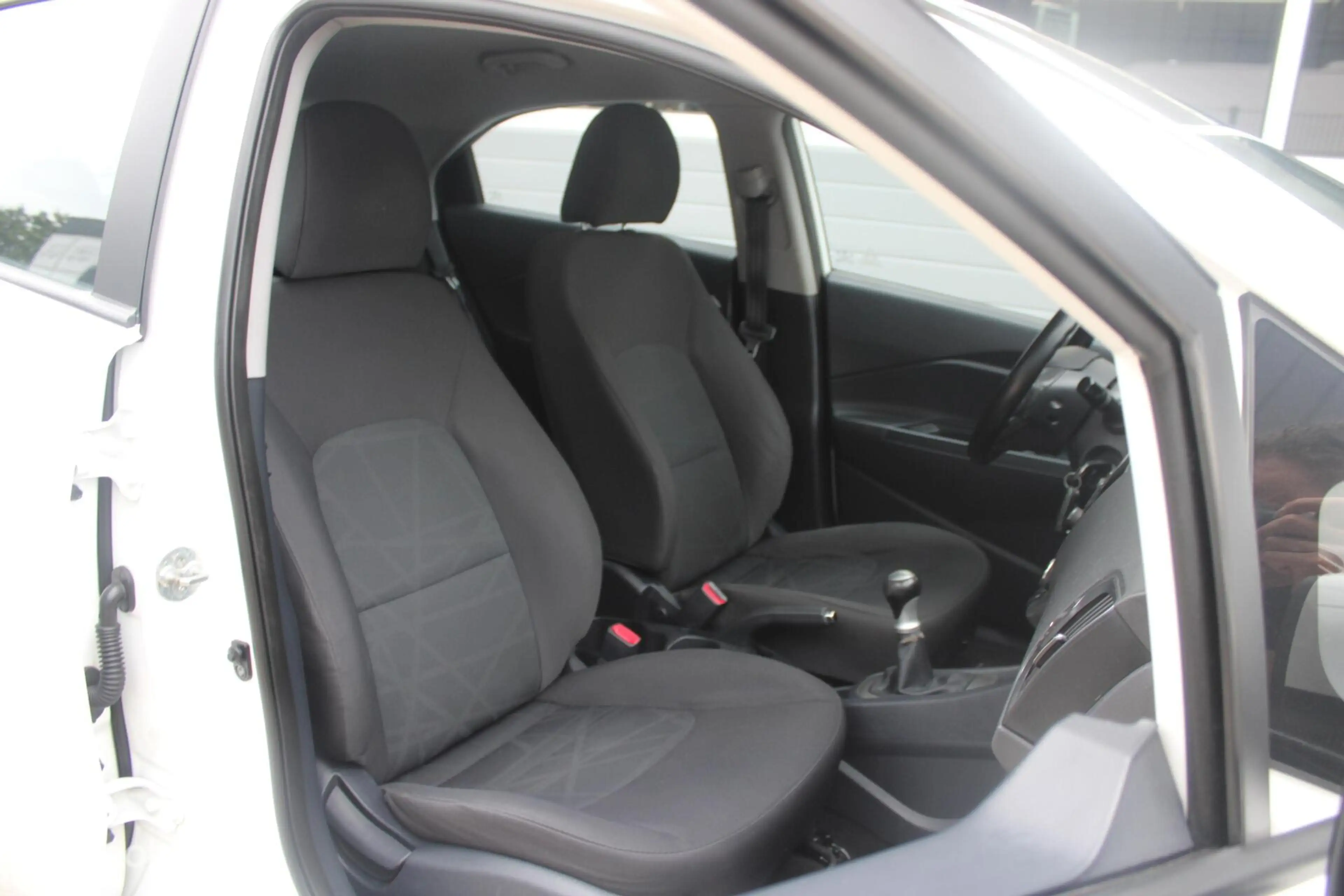Kia Rio 1.2 CVVT ComfortLine Airco | Cruise | NL Auto Boek — photo 28