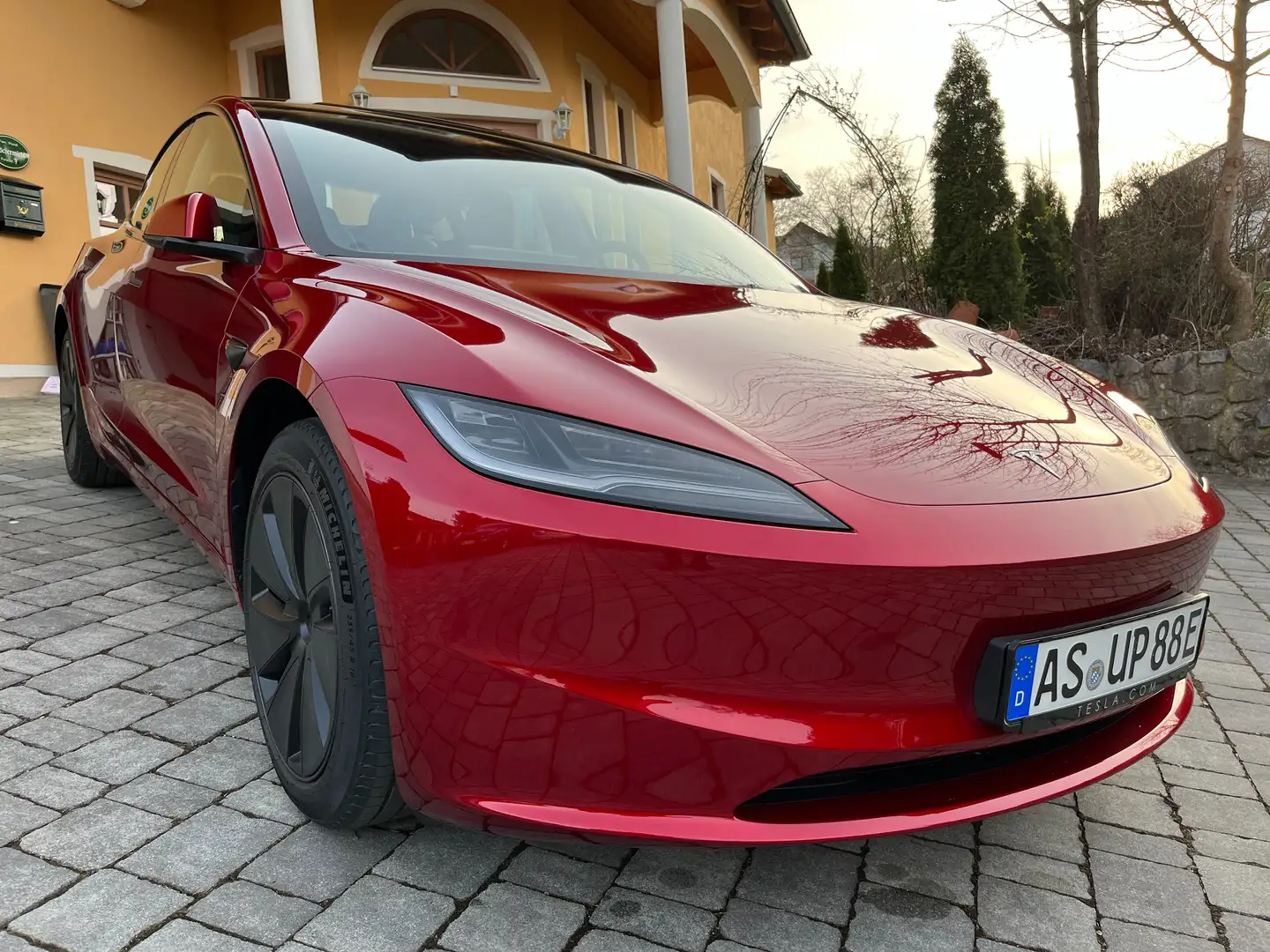 Tesla Model 3 Standard Range+ RWD VAT/Netto 36.200,-- Czerwony - 2