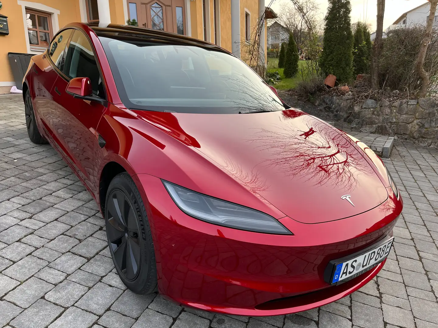 Tesla Model 3 Standard Range+ RWD VAT/Netto 36.200,-- Rouge - 1