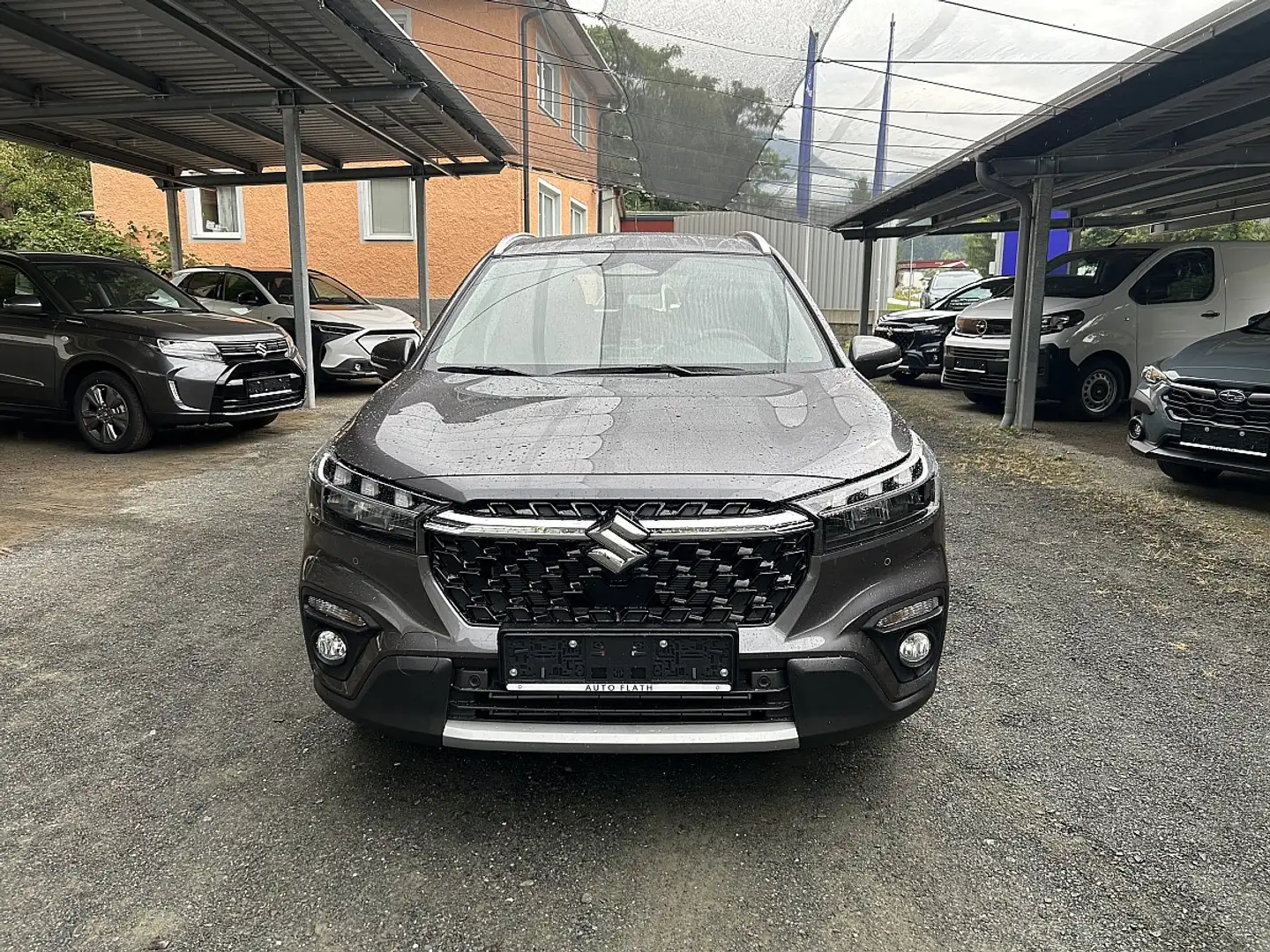 Suzuki S-Cross 1,4 DITC hybrid Allgrip Shine MY25 Grau - 2