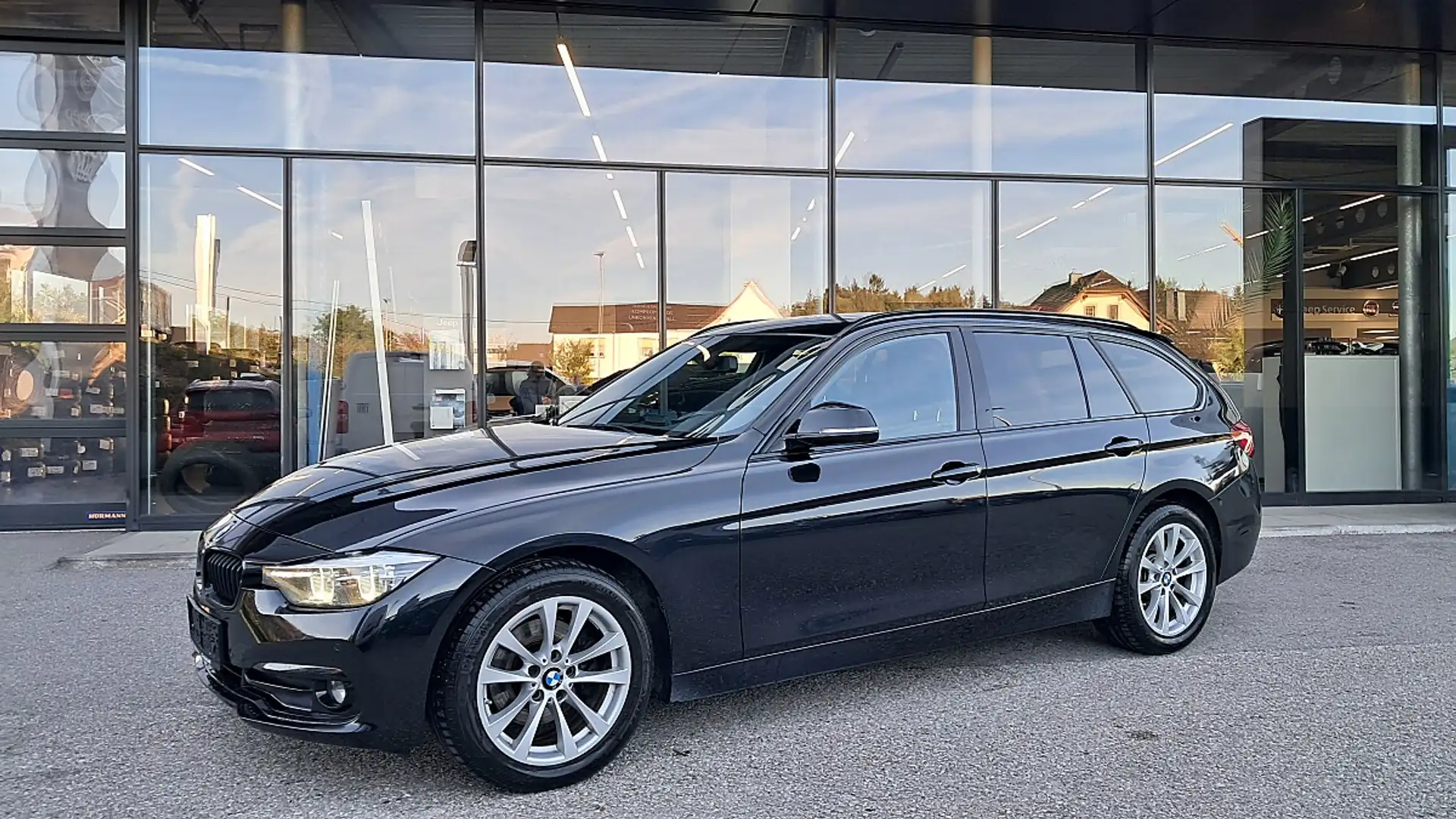 BMW 320 d Touring Schwarz - 2