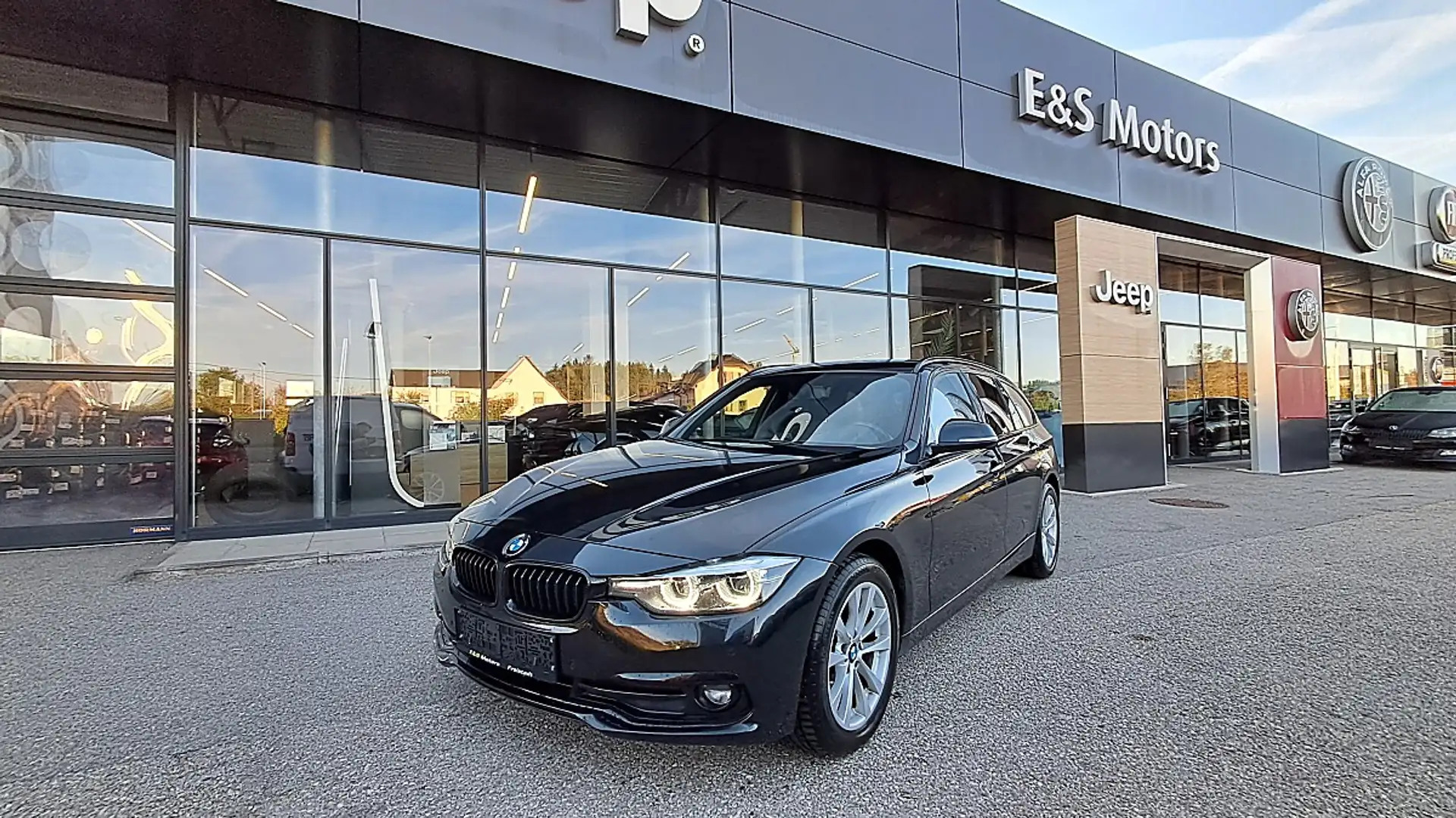BMW 320 d Touring Schwarz - 1