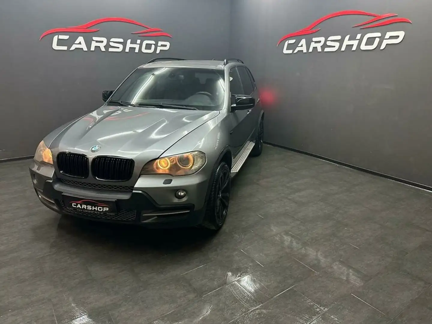 BMW X5 xDrive35d Grau - 2