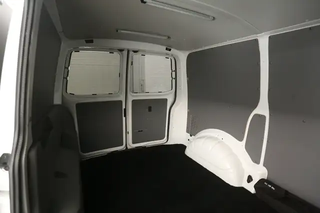 Volkswagen Transporter view 24