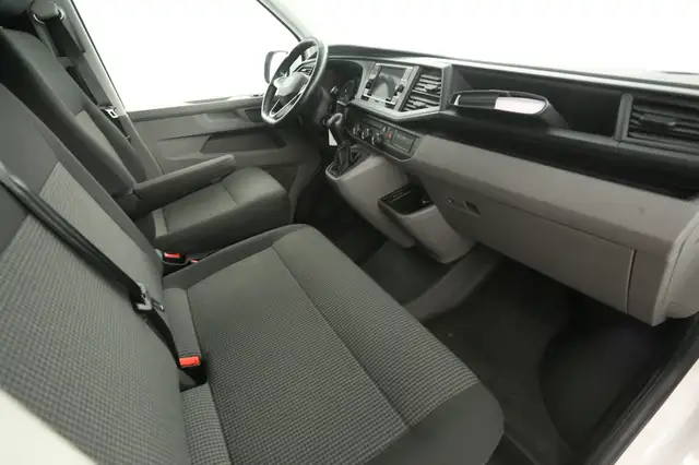 Volkswagen Transporter view 23