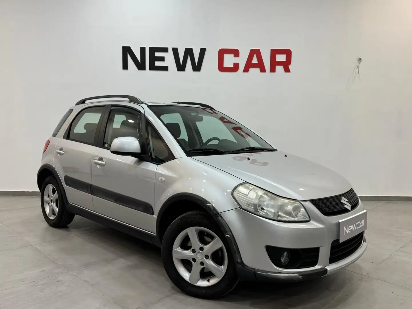 Suzuki SX4 S-Cross 1.6 16V 4WD Outdoor Line Argent - 1