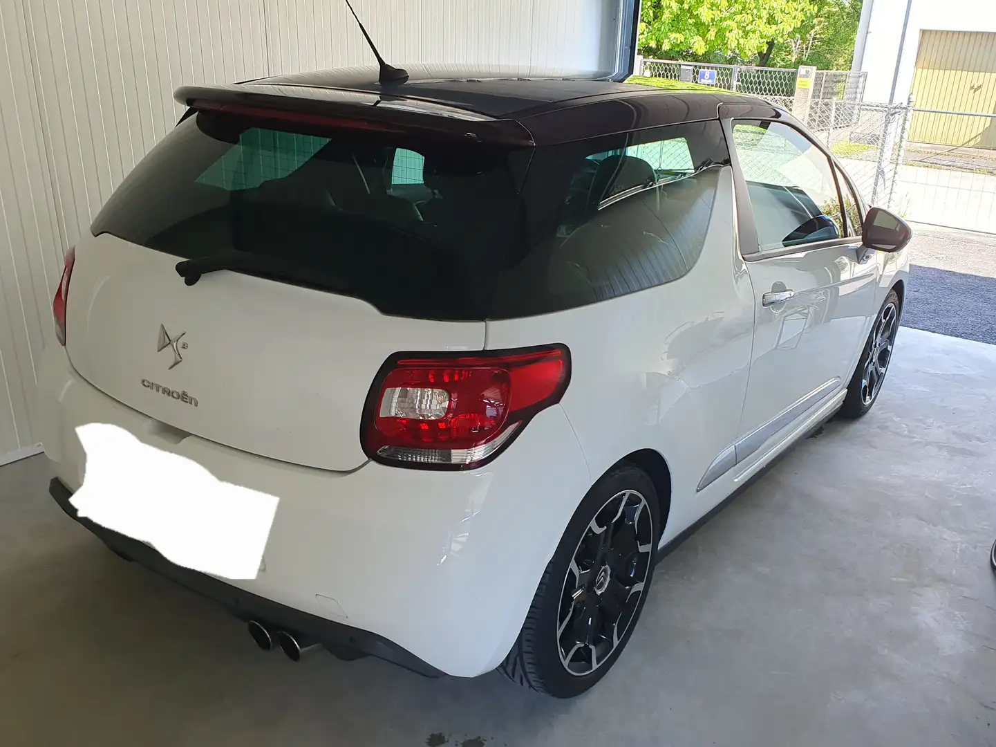 Citroen DS3 DS3 1,6 16V THP Sport Chic Sport Chic Weiß - 2