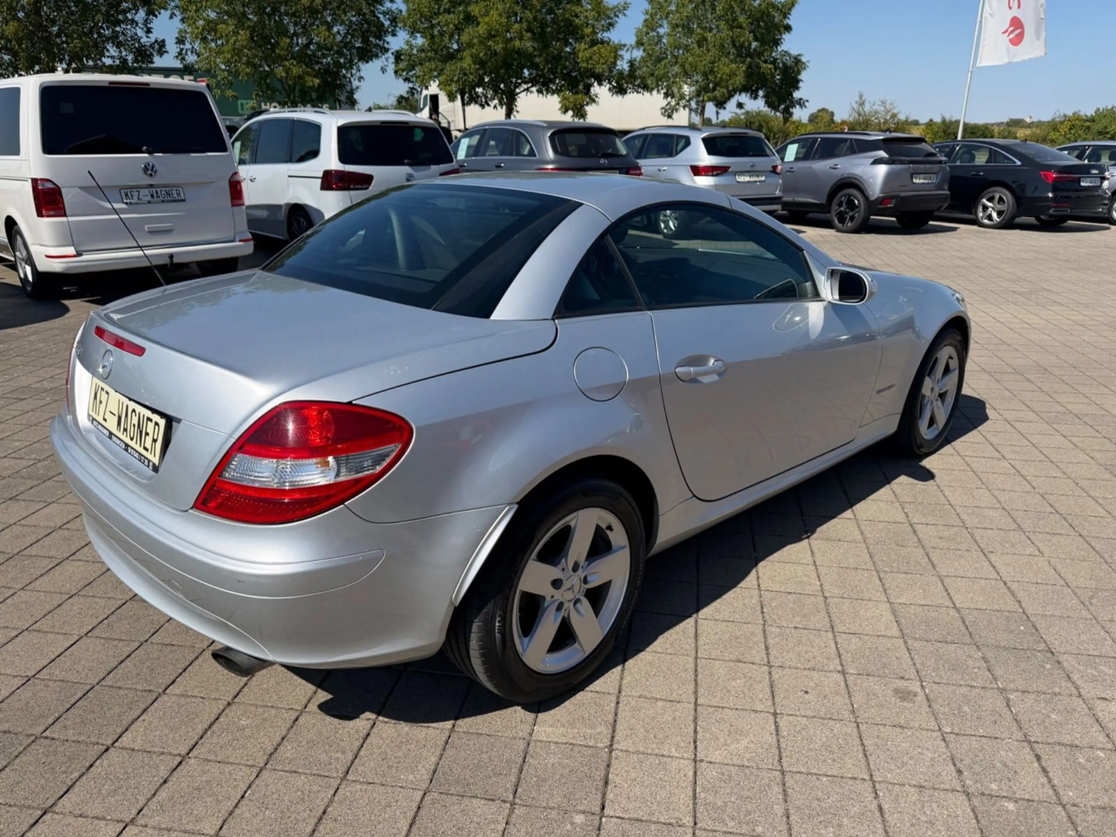 Mercedes-Benz SLK 200 Kompressor 1. Hand Garagenfahrzeug — photo 4